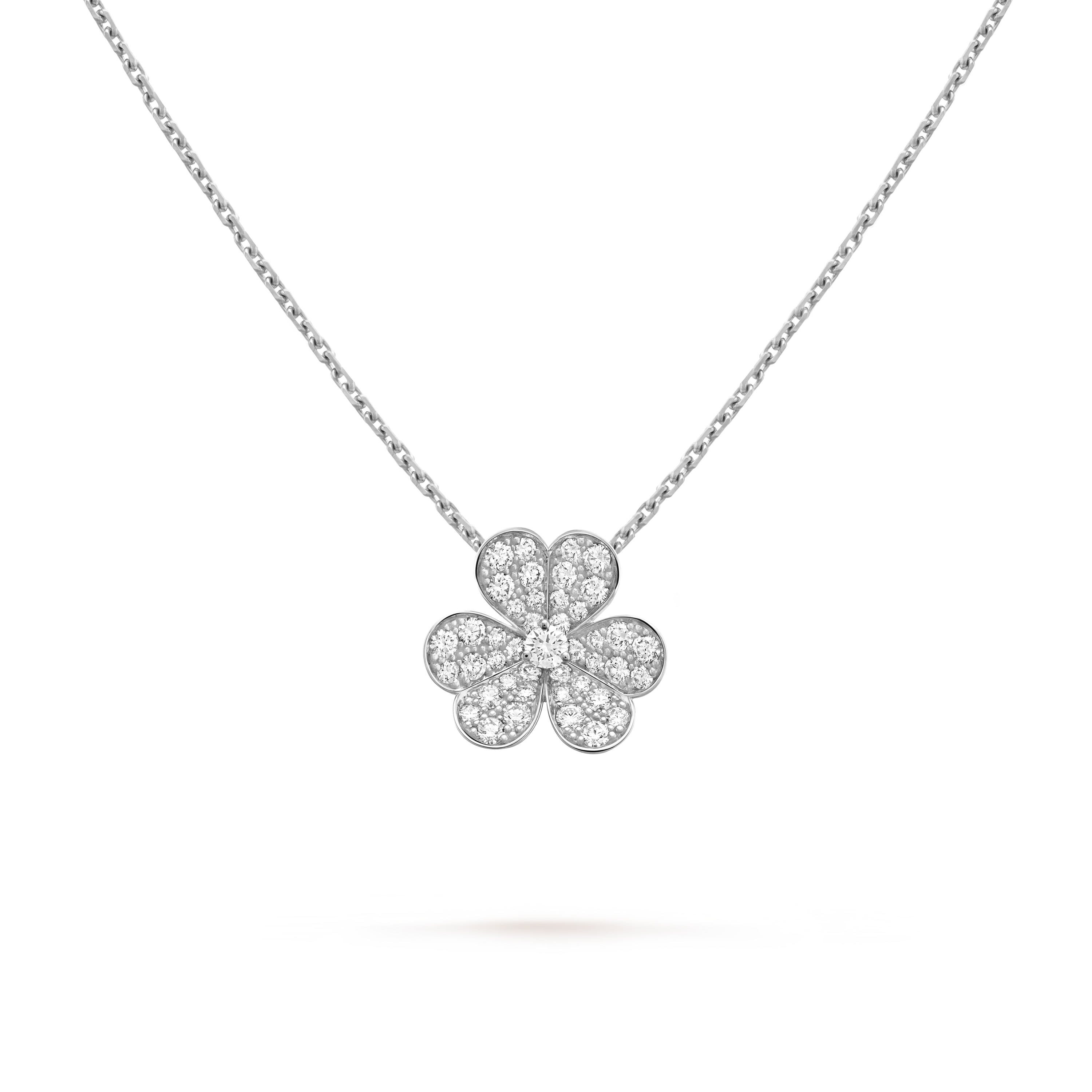 Frivole吊坠，小号款式, 18K白金, 钻石:  43颗,  0.77 克拉, Detail, Jewelry Pendent_梵克雅宝_Van Cleef & Arpels