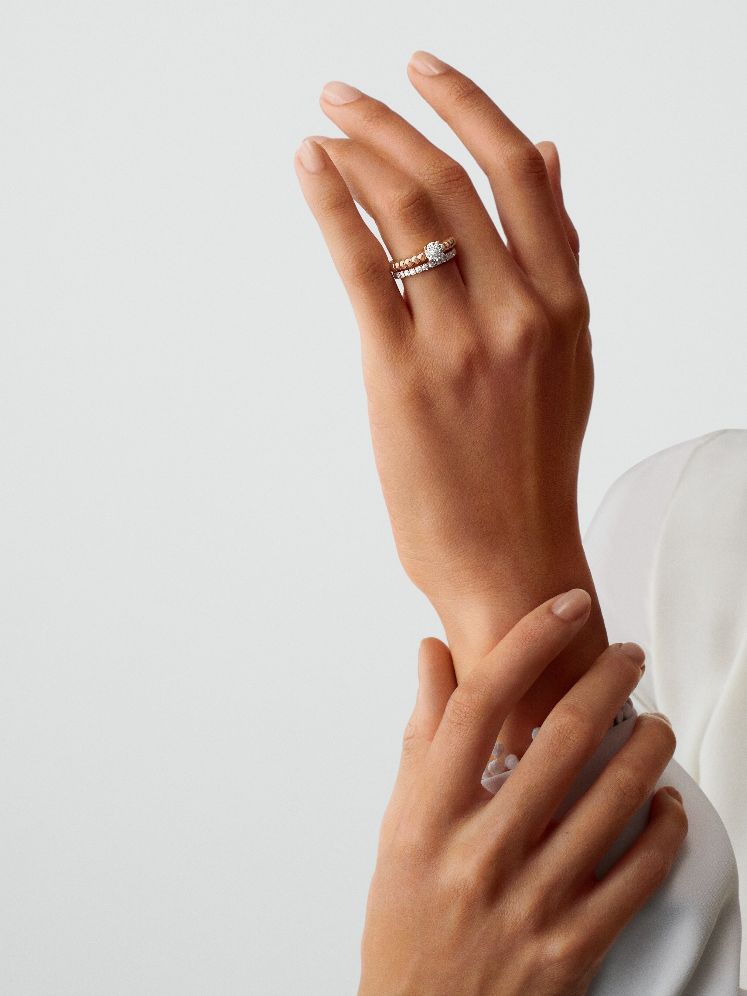 Perlée solitaire 0.70 ct DVVS1, 18K rose gold, Diamond:  1 stone,  0.7 carat, Worn Alternative, Jewelry Ring - Van Cleef & Arpels