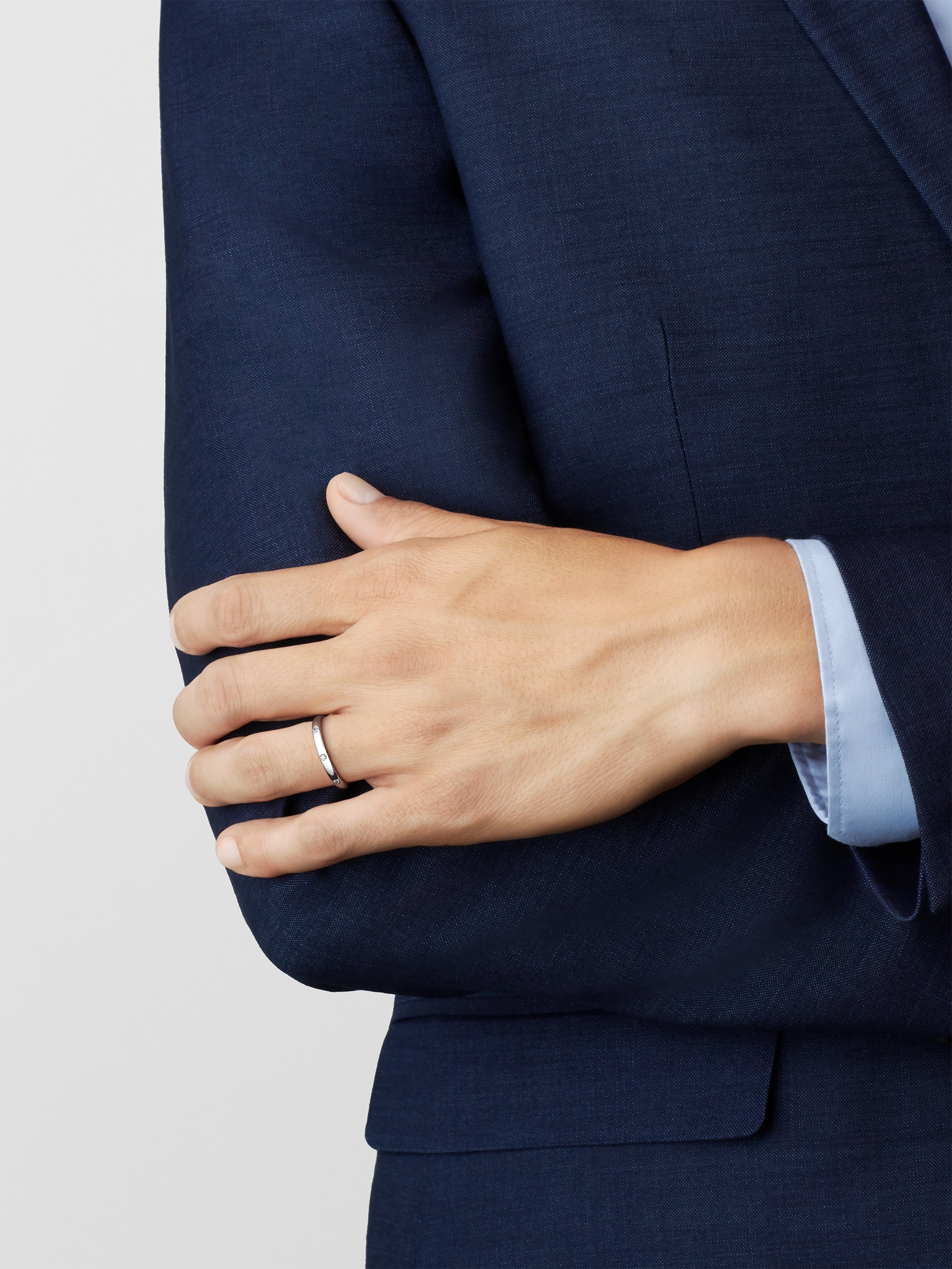 Tendrement Etoiles wedding band, Platinum, Diamond:  3 stones,  0.06 carat, Worn Detail, Jewelry Ring - Van Cleef & Arpels