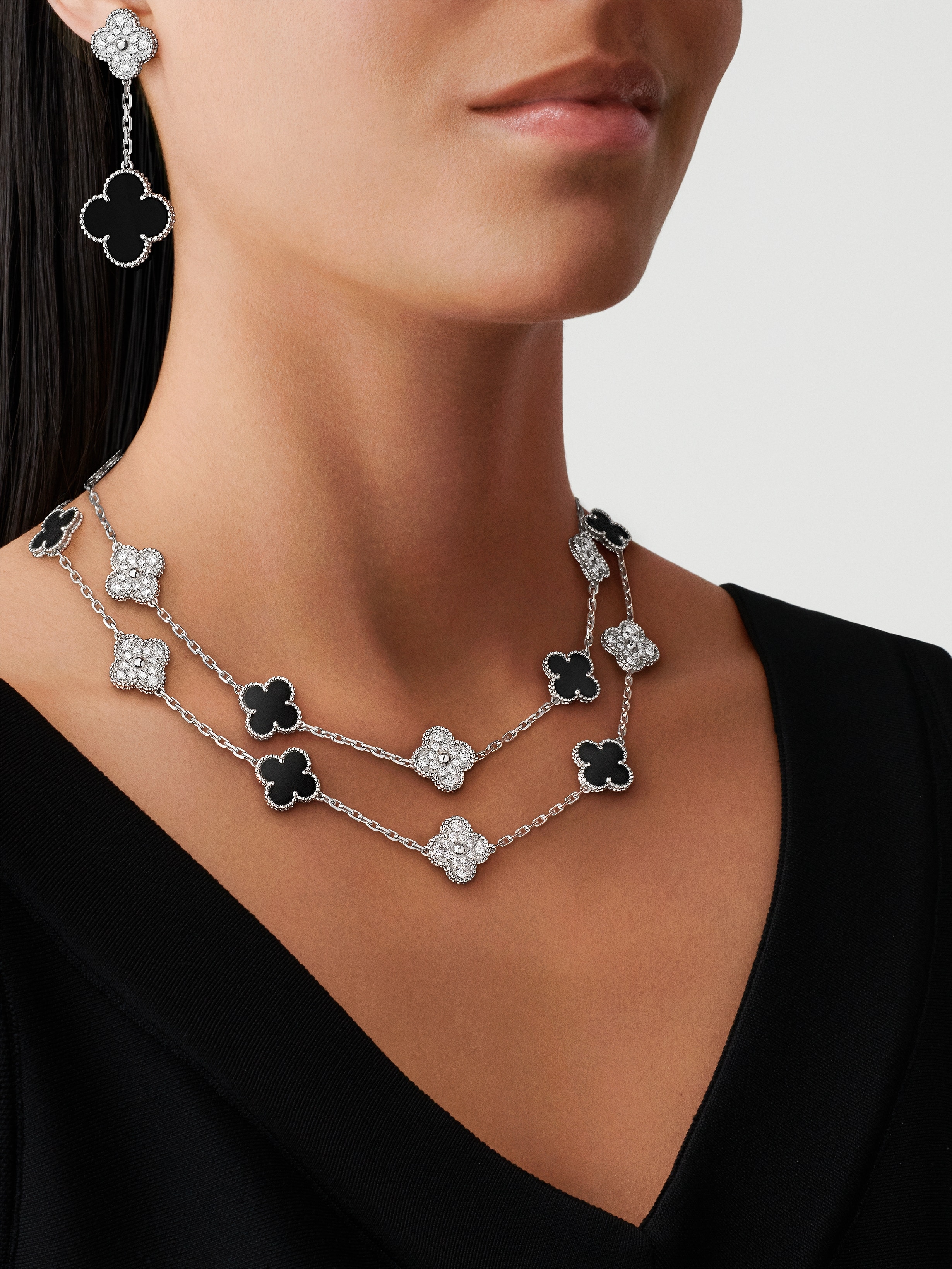 Vca cheap onyx earrings