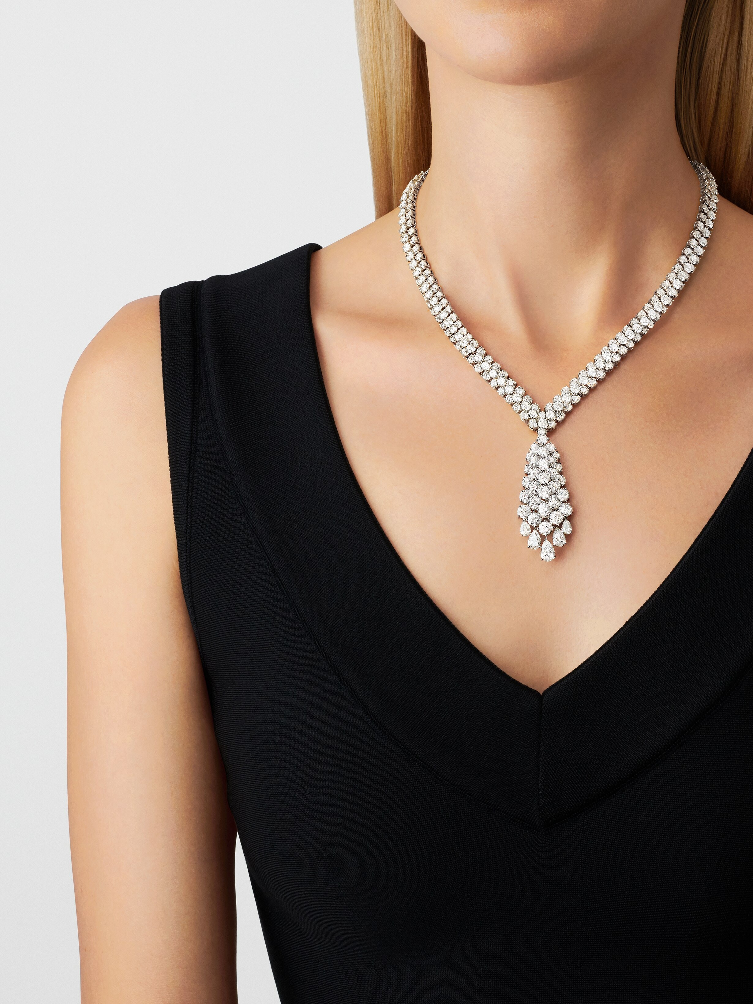 À Cheval pendant, Platinum, Diamond:  34 stones,  13.5 carats, Worn Detail, High Jewelry Pendant - Van Cleef & Arpels