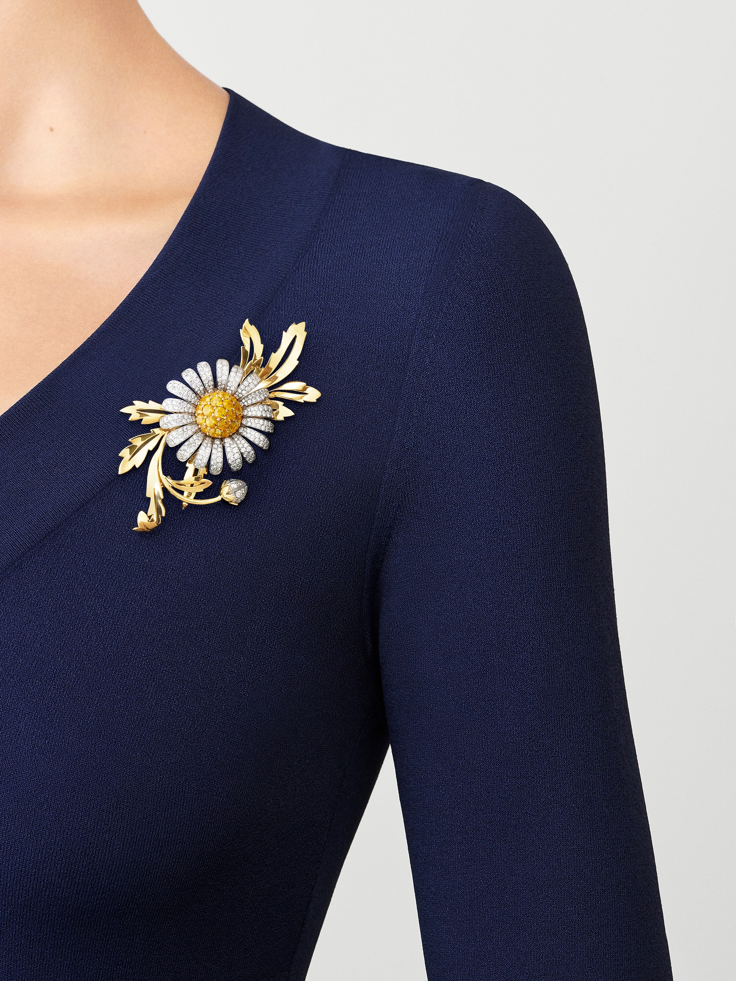 Marguerite Secrète watch, 18K yellow gold, Diamond:  392 stones,  4.86 carats, Sapphire:  19 stones,  3.53 carats, Worn Detail, Watch - Van Cleef & Arpels