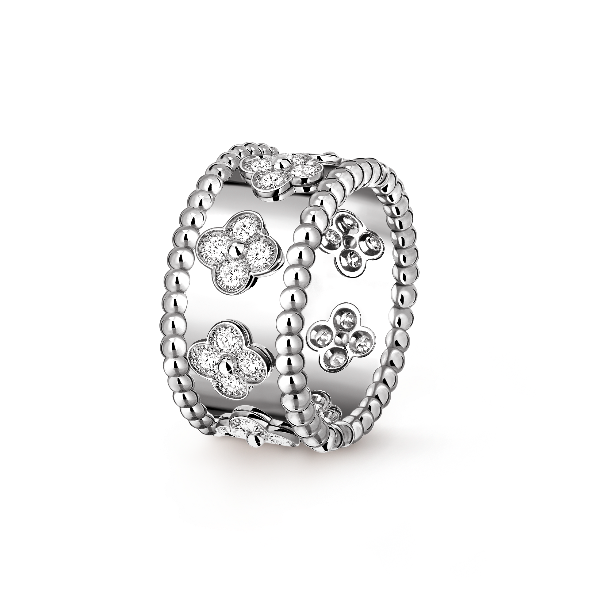 Perlée clovers ring, small model 18K white gold, Diamond