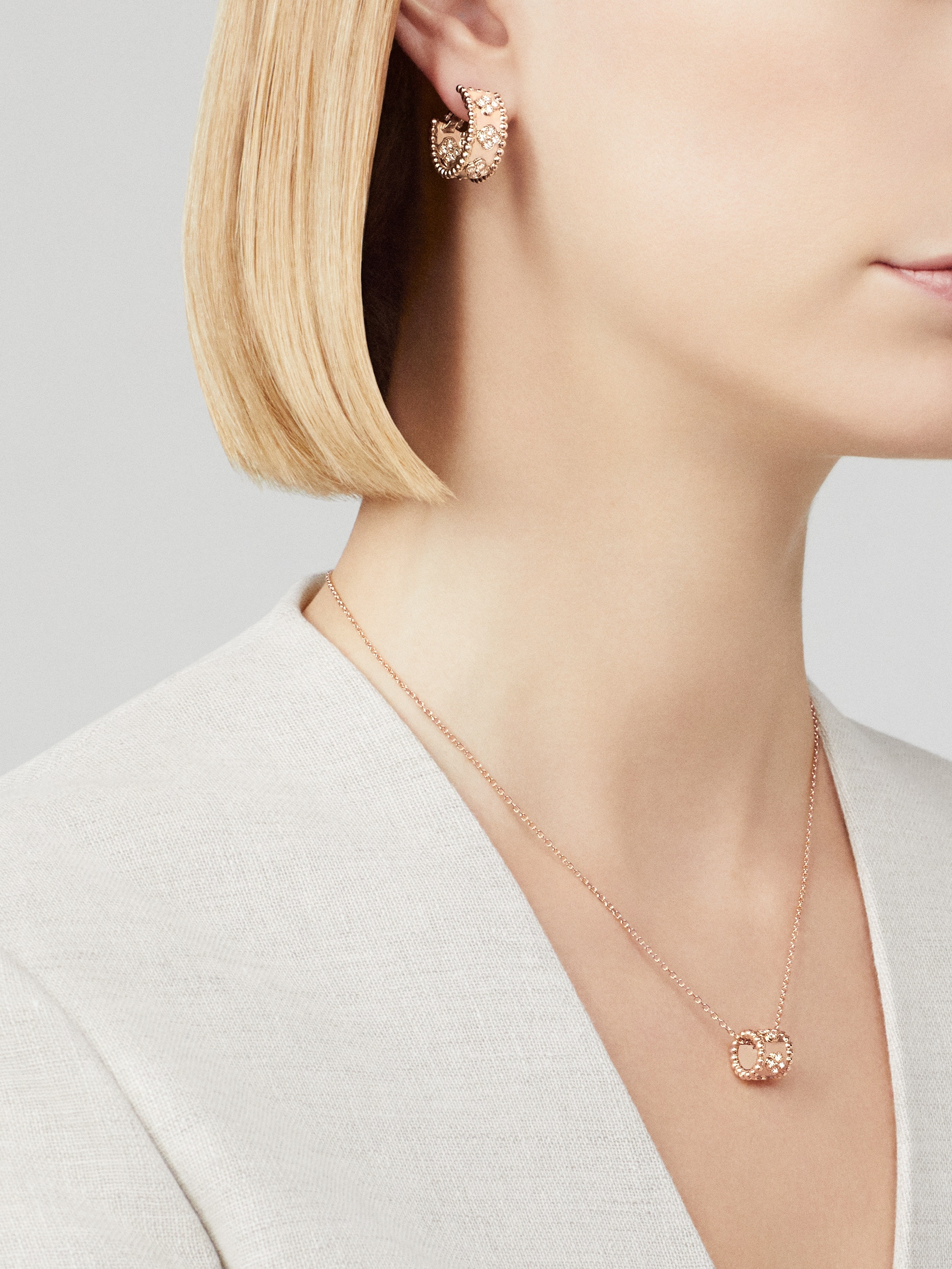 Trace chain, 42 cm 18K rose gold- Van Cleef & Arpels