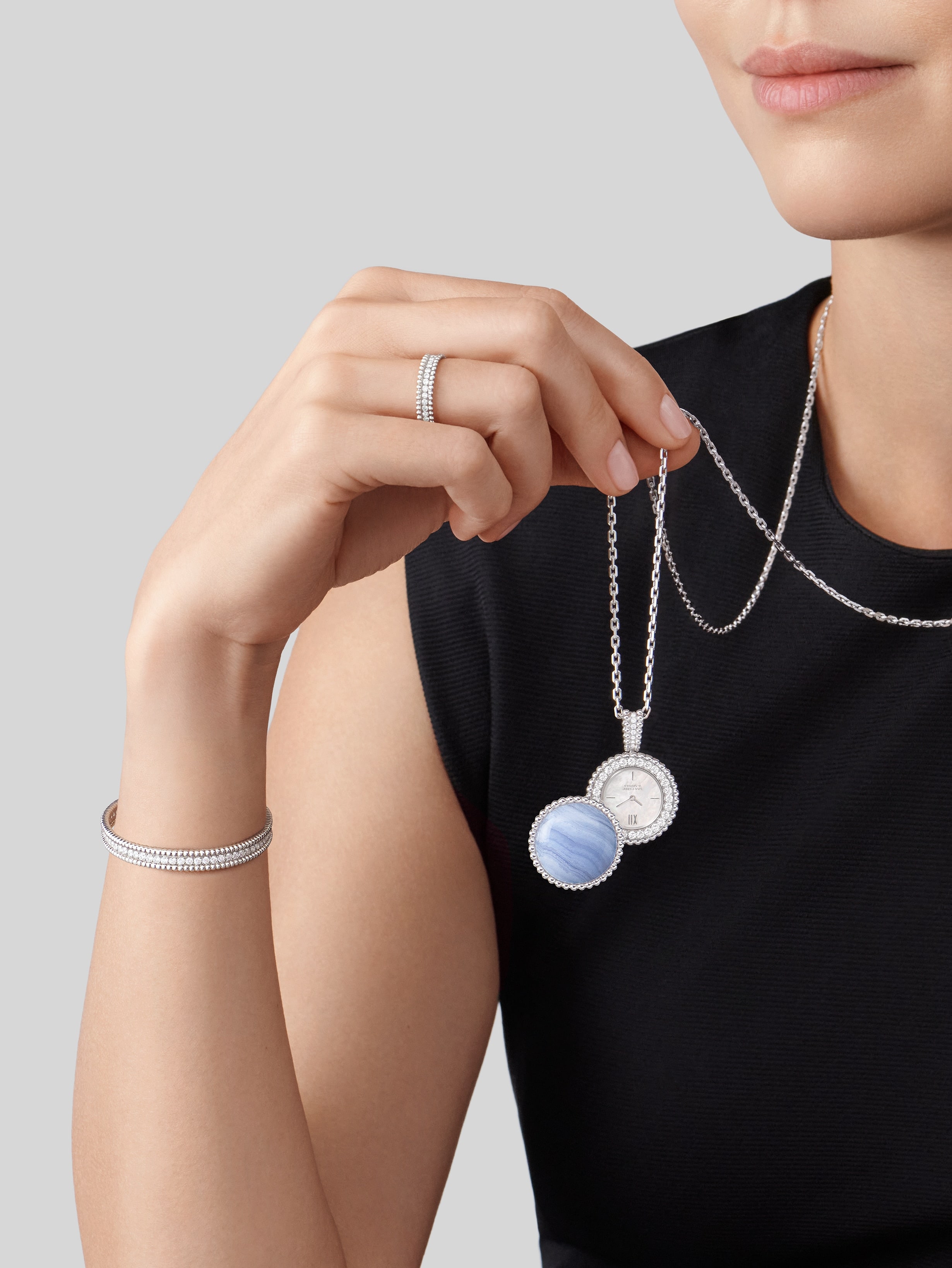 Perlée secret pendant watch, 18K white gold, Chalcedony:  1 stone, Diamond:  40 stones,  0.92 carat, Mother-of-pearl:  1 stone, Worn Alternative, Watch - Van Cleef & Arpels