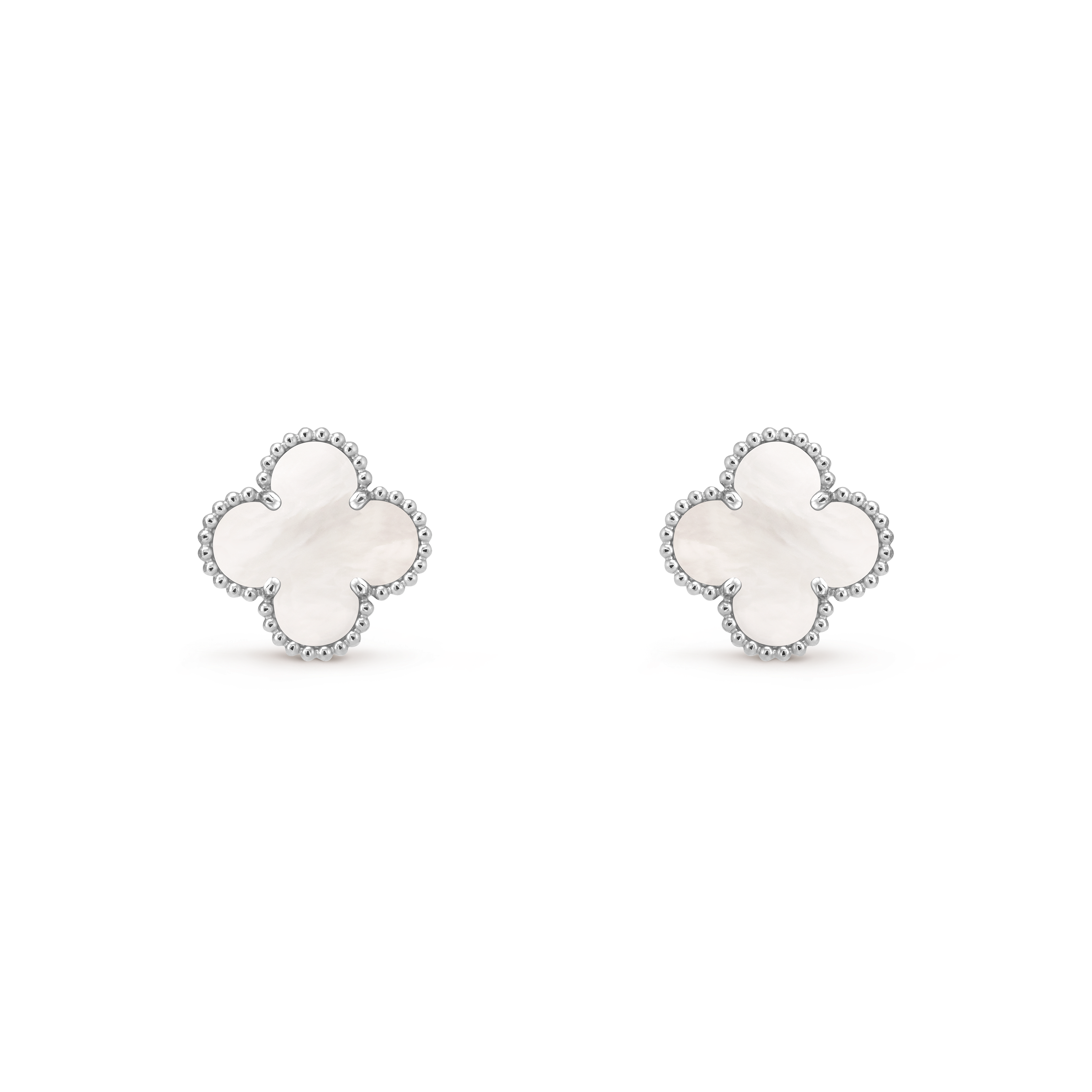 Vintage Alhambra耳环, 18K白金, 珍珠母贝:  2颗, Front, Jewelry Earrings_梵克雅宝_Van Cleef & Arpels