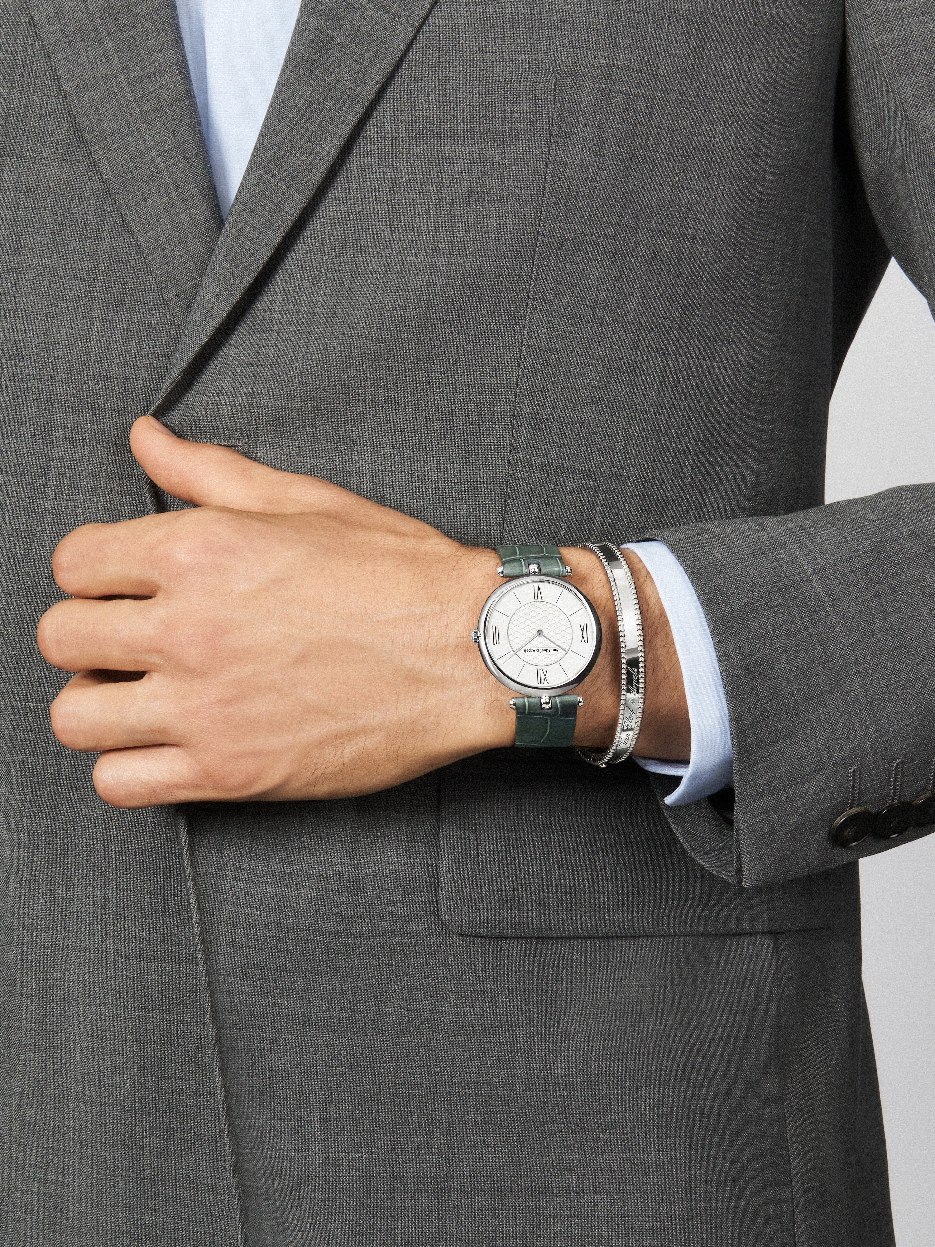 Pierre Arpels watch, 42 mm, 18K white gold, Diamond:  1 stone,  0.04 carat, Worn Alternative, Watch - Van Cleef & Arpels