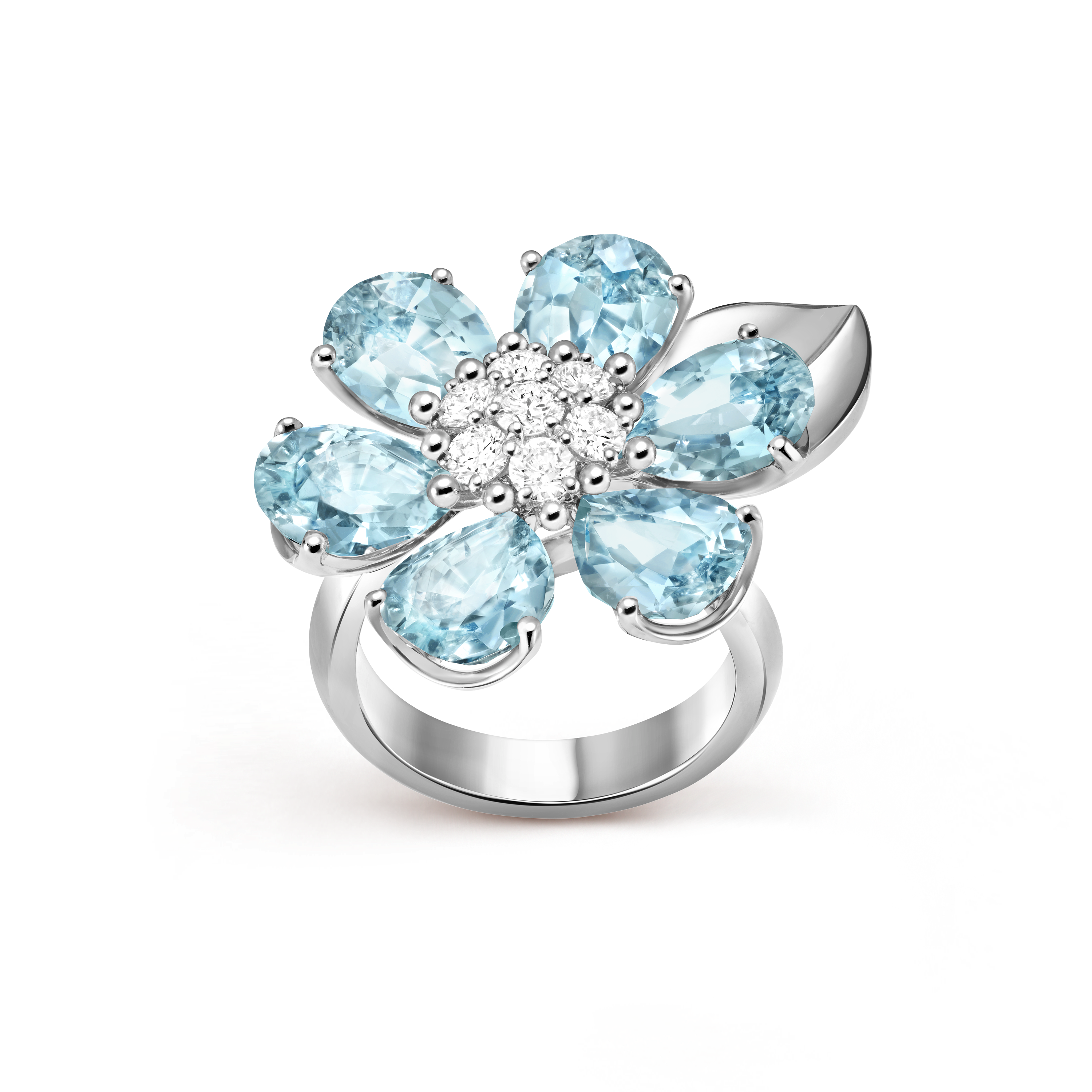 Fleurs d'Hawaï戒指, 18K白金, 海蓝宝石:  6颗,  8.64 克拉, 钻石:  7颗,  0.54 克拉, Top, Jewelry Ring_梵克雅宝_Van Cleef & Arpels