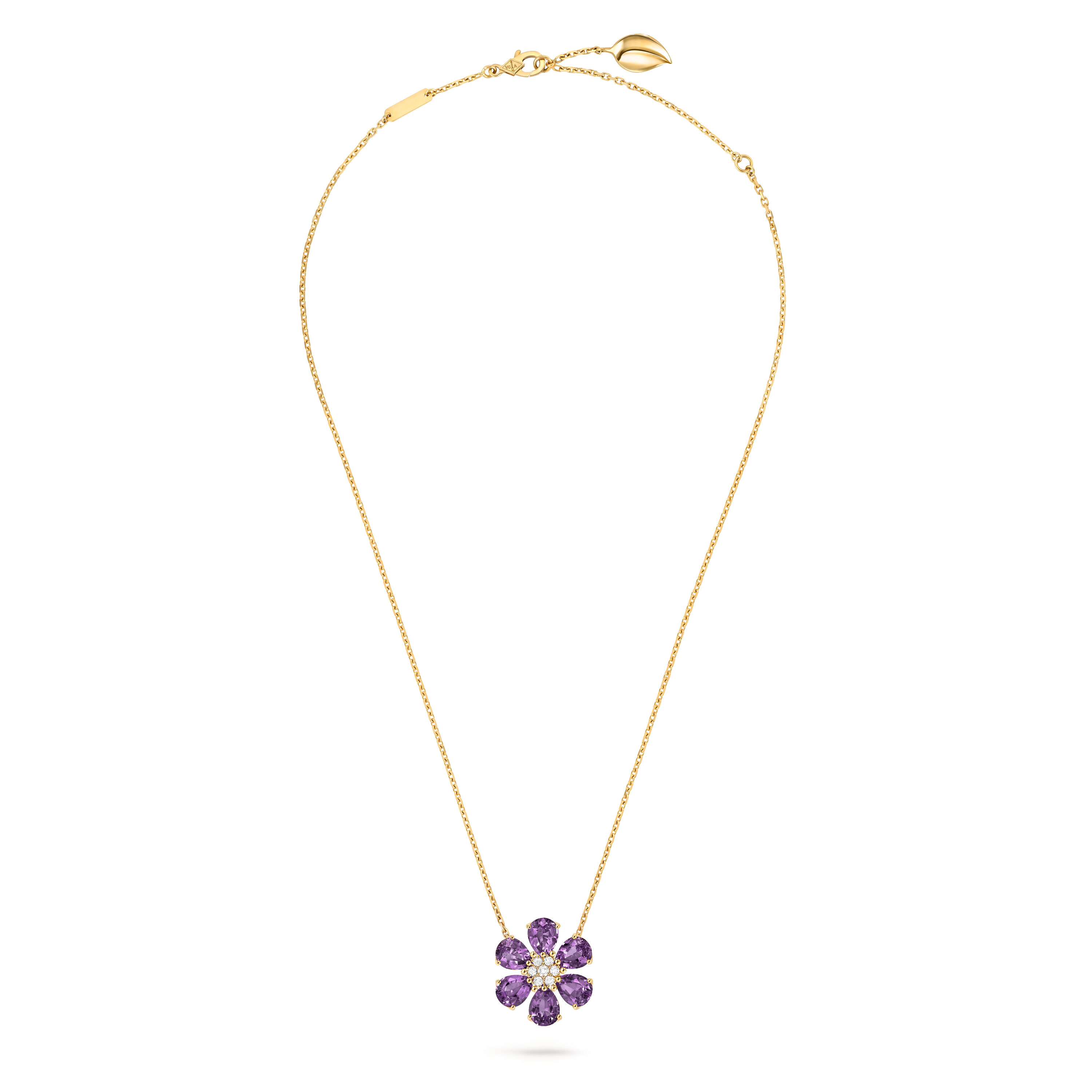 Fleurs d’Hawaï pendant, 18K yellow gold, Amethyst:  6 stones,  6.06 carats, Diamond:  7 stones,  0.19 carat, Front, Jewelry Pendent - Van Cleef & Arpels
