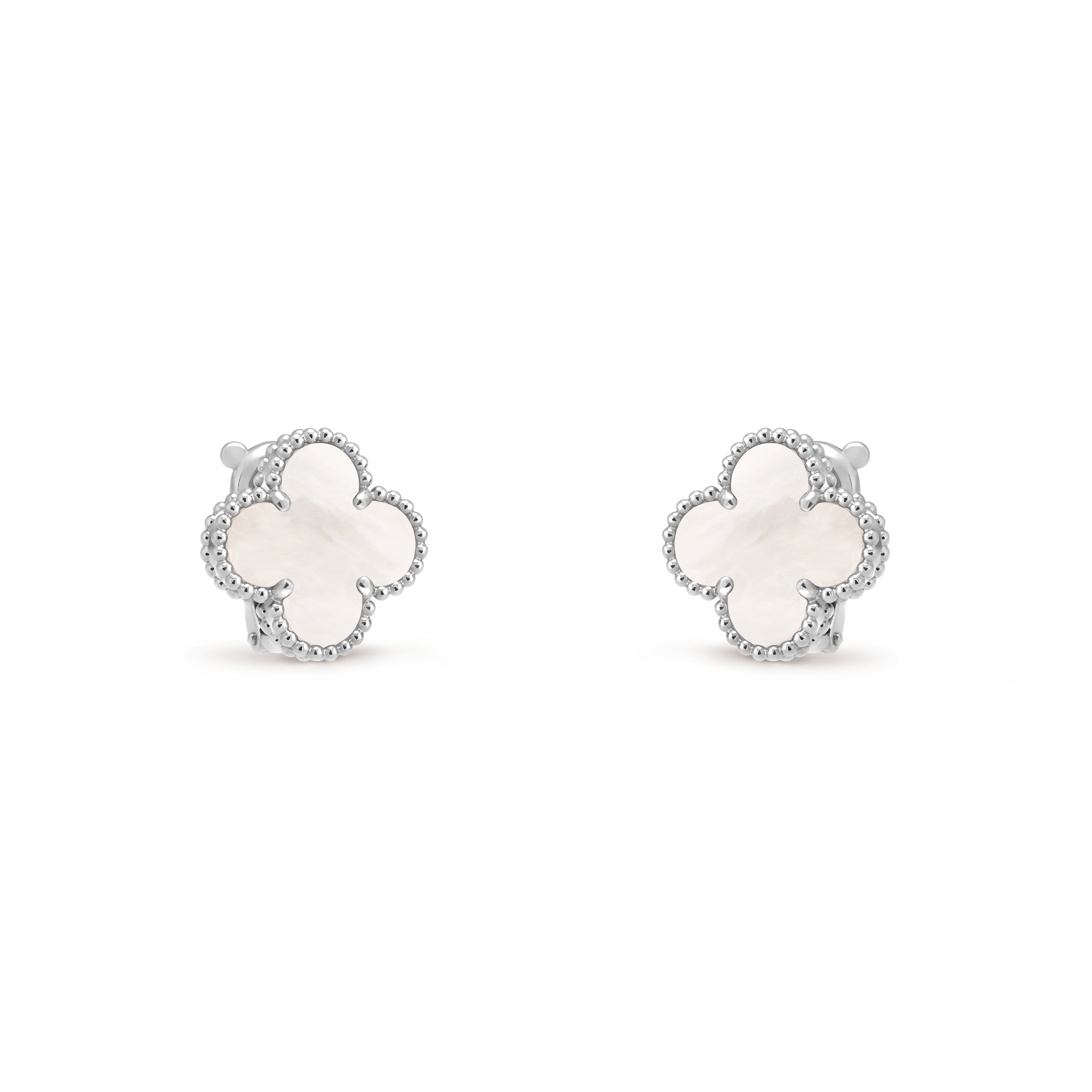 Vintage Alhambra耳环, 18K白金, 珍珠母贝:  2颗, Three Fourth, Jewelry Earrings_梵克雅宝_Van Cleef & Arpels
