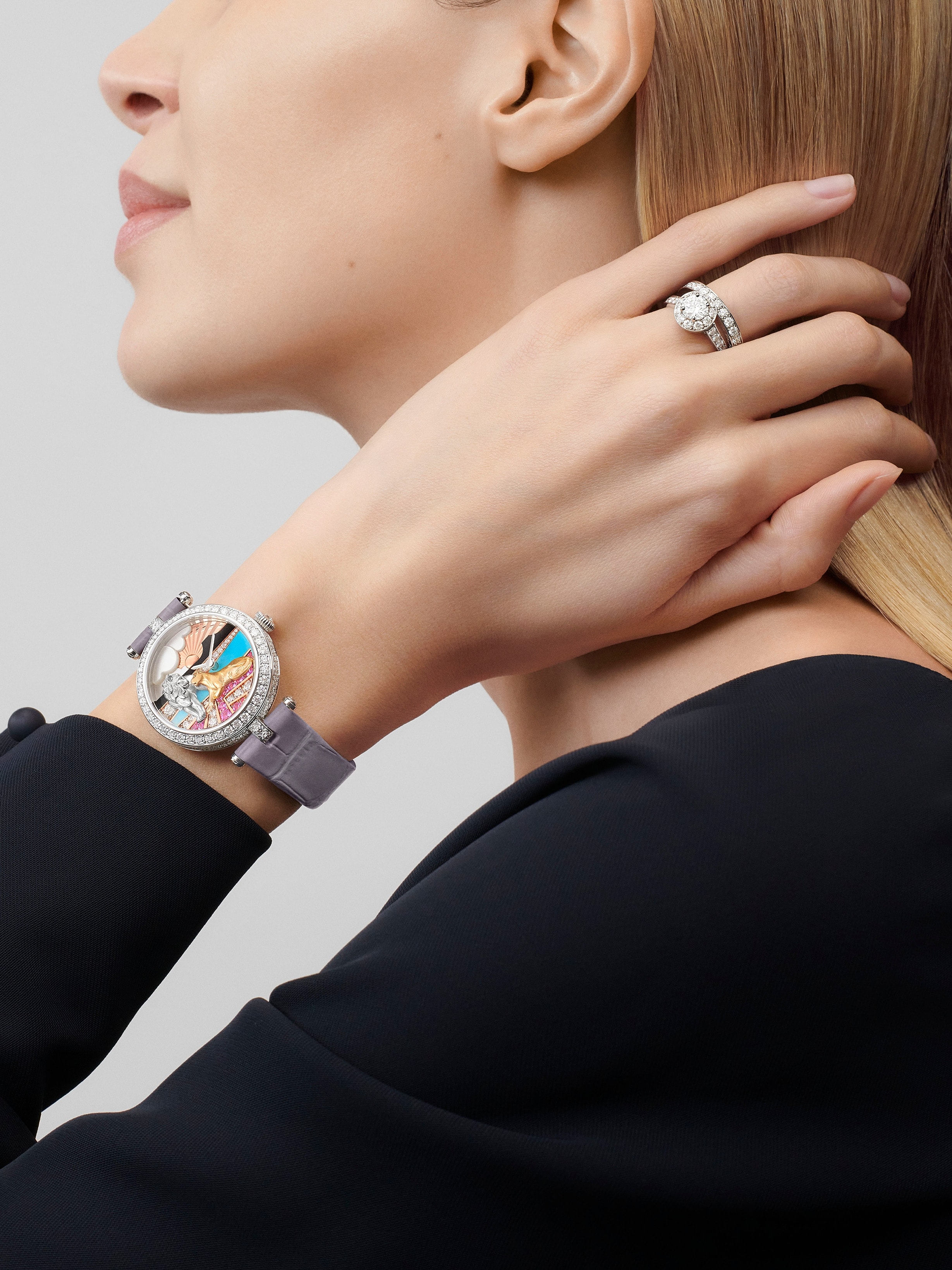 Icône单颗宝石戒指，0.70克拉的EIF级钻石, 铂金, 钻石:  25颗,  1.36 克拉, Worn Detail, Jewelry Ring_梵克雅宝_Van Cleef & Arpels