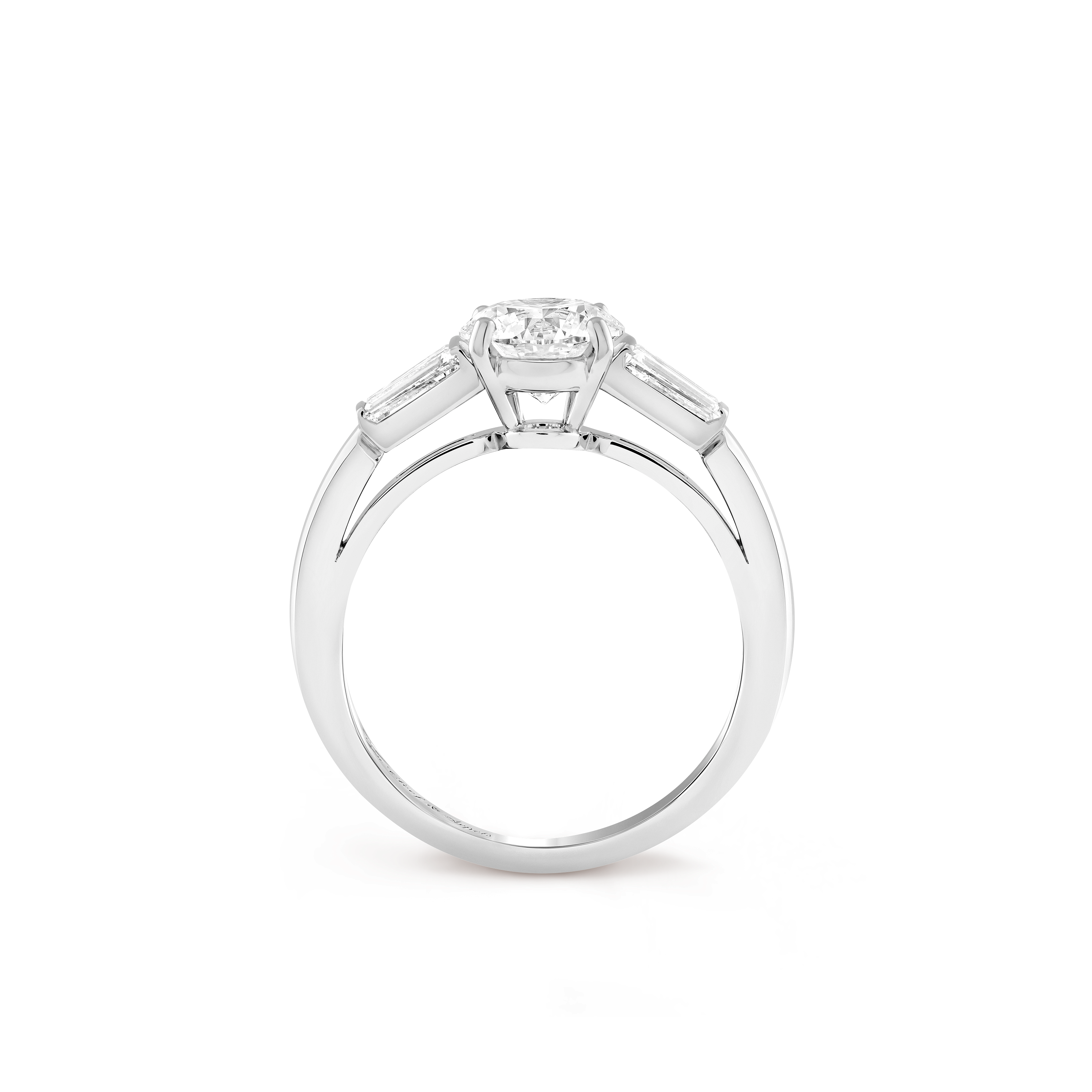 Sonate solitaire Diamond 1.2 cts DVVS1, Platinum, Diamond:  3 stones,  1.69 carats, Profile, High Jewelry Ring - Van Cleef & Arpels
