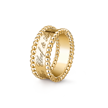 Perlée signature ring