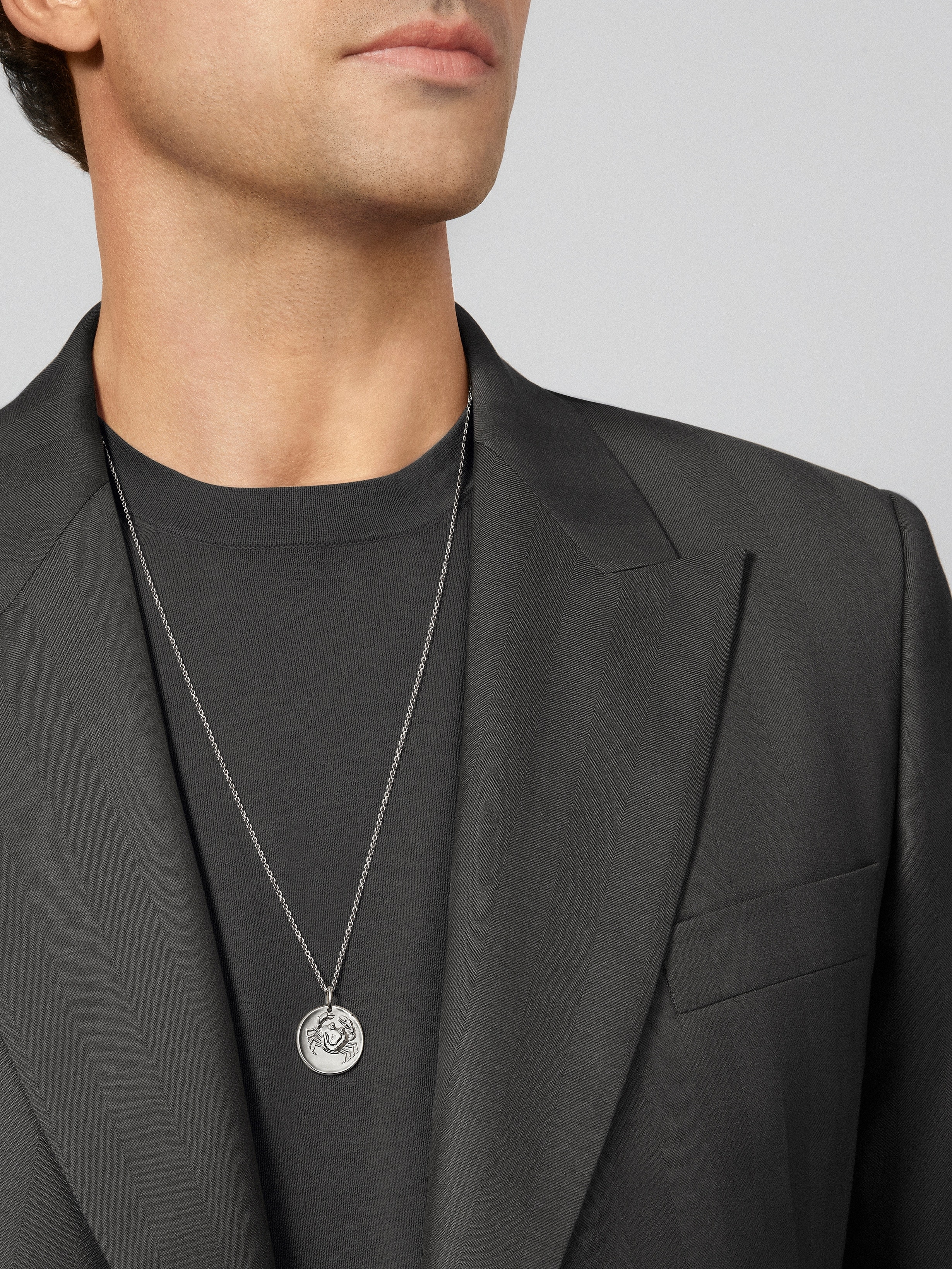 Zodiaque medal Cancri (Cancer), 18K white gold, Worn Alternative, Jewelry Pendent - Van Cleef & Arpels