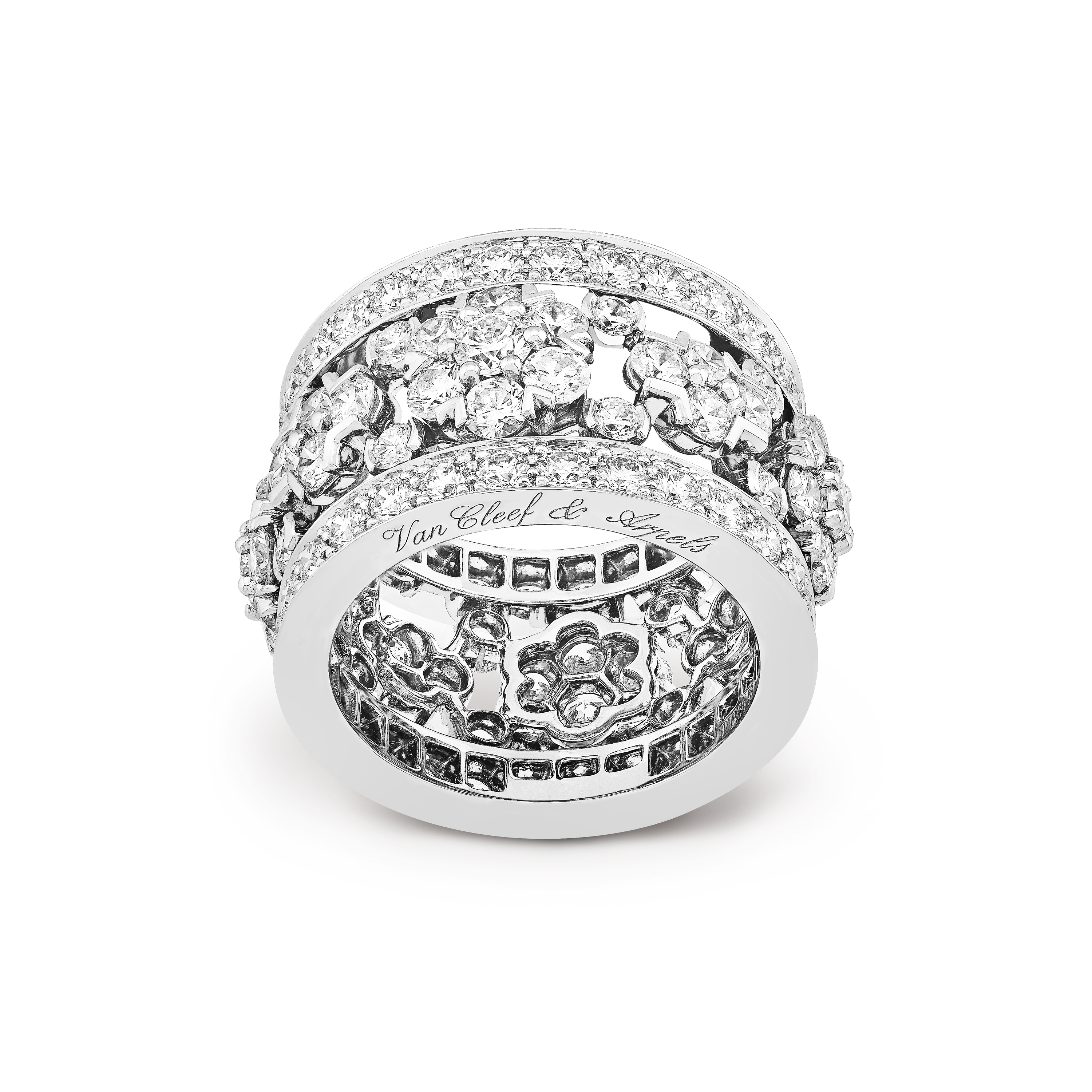 Snowflake戒指, 18K白金, 钻石:  114颗,  5.25 克拉, Front, High Jewelry Ring_梵克雅宝_Van Cleef & Arpels
