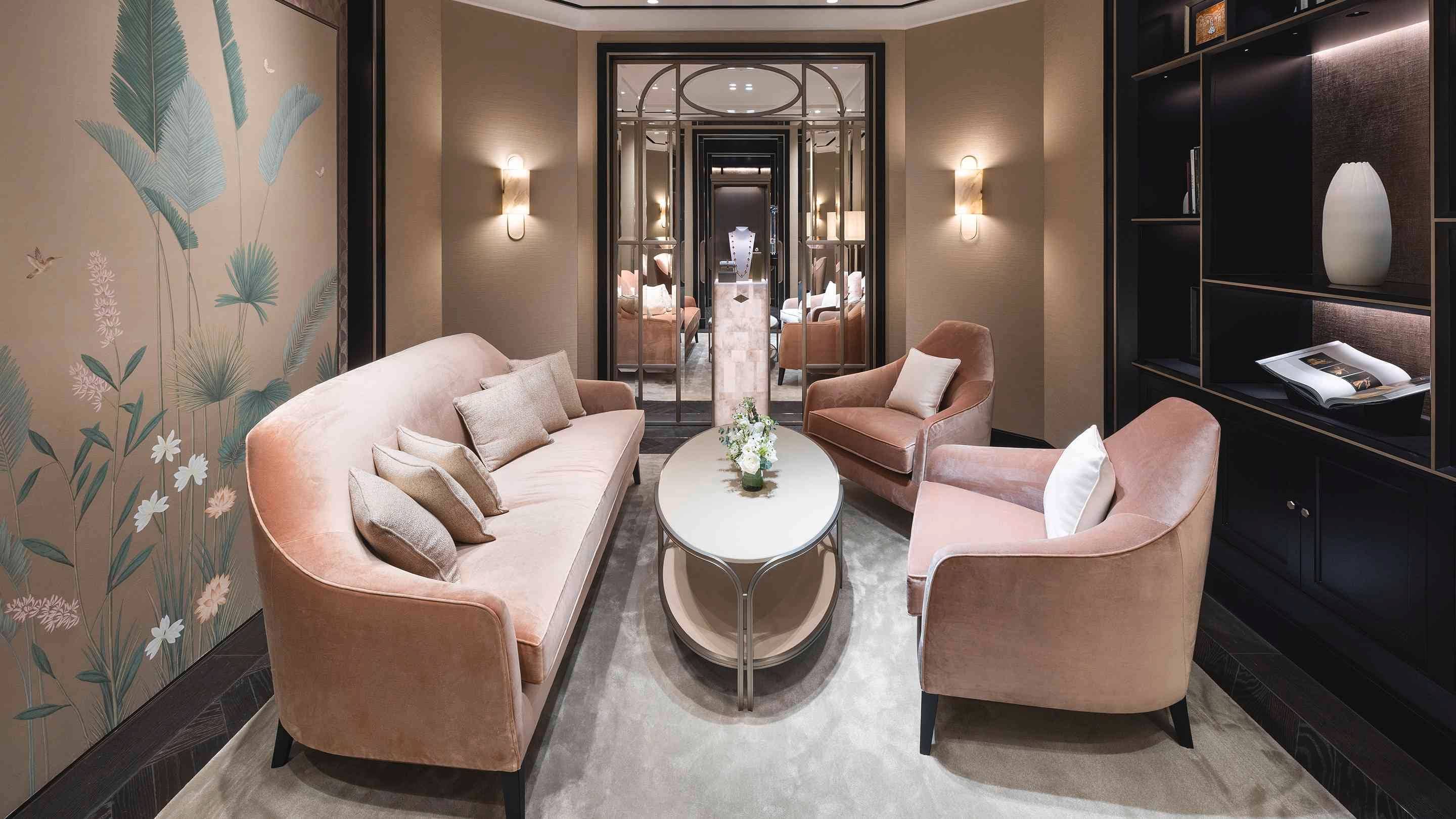 Bangkok - Siam Paragon boutique present the interior poetic salon view, Van Cleef & Arpels