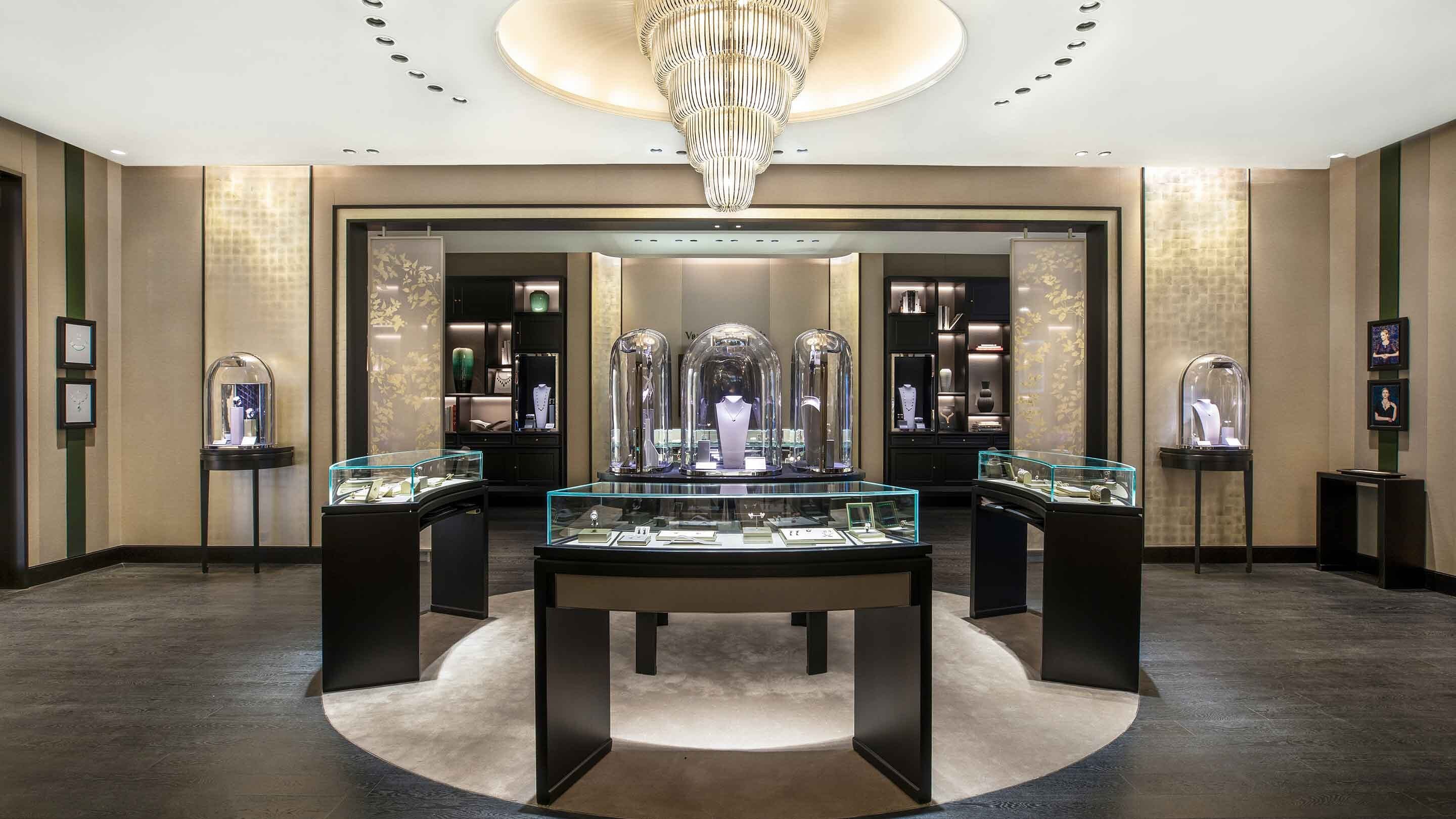 Ningbo Hankyo present the main area 1, Van Cleef & Arpels