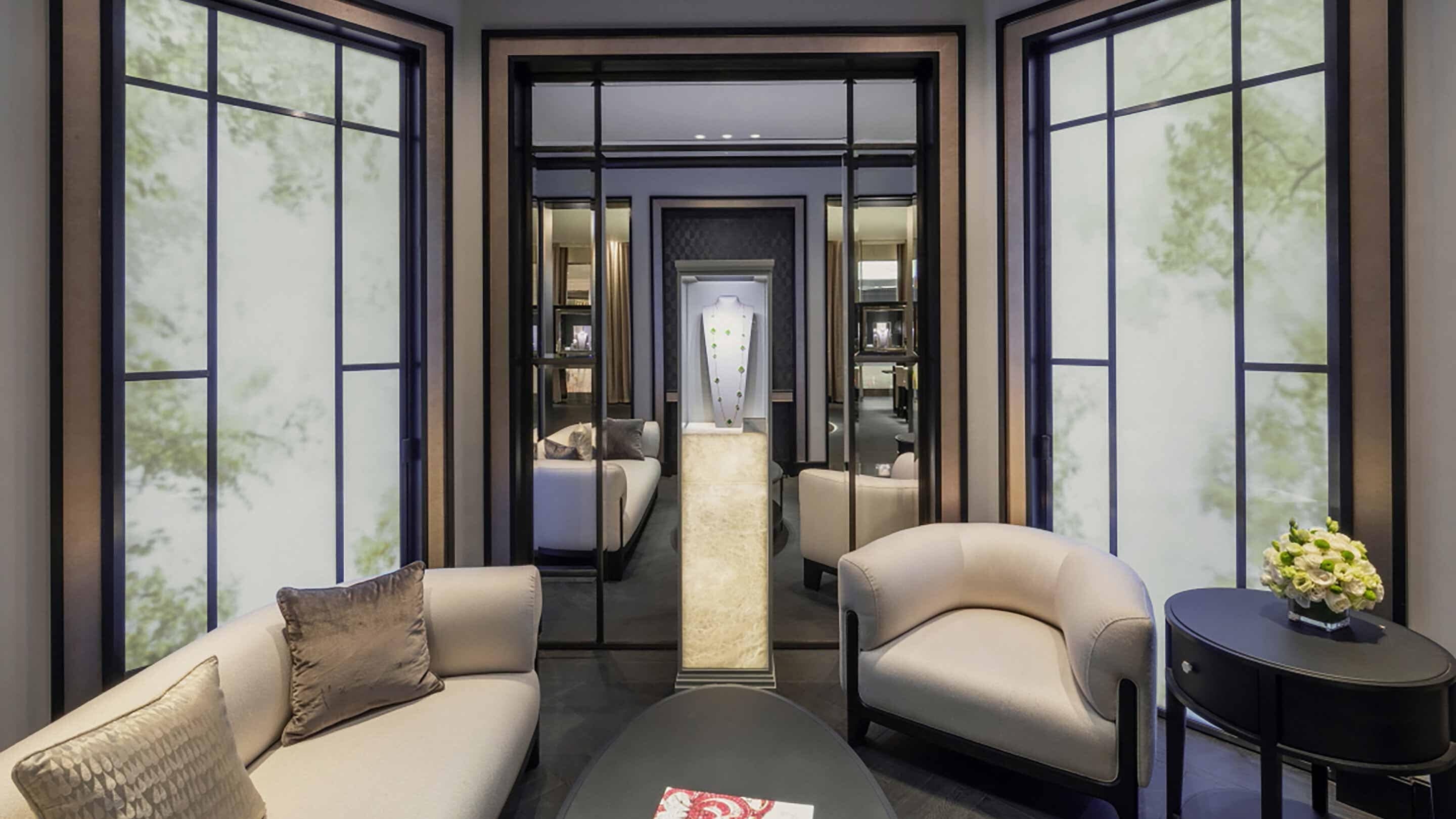 Nanjing Deji present the interior salon view, Van Cleef & Arpels.