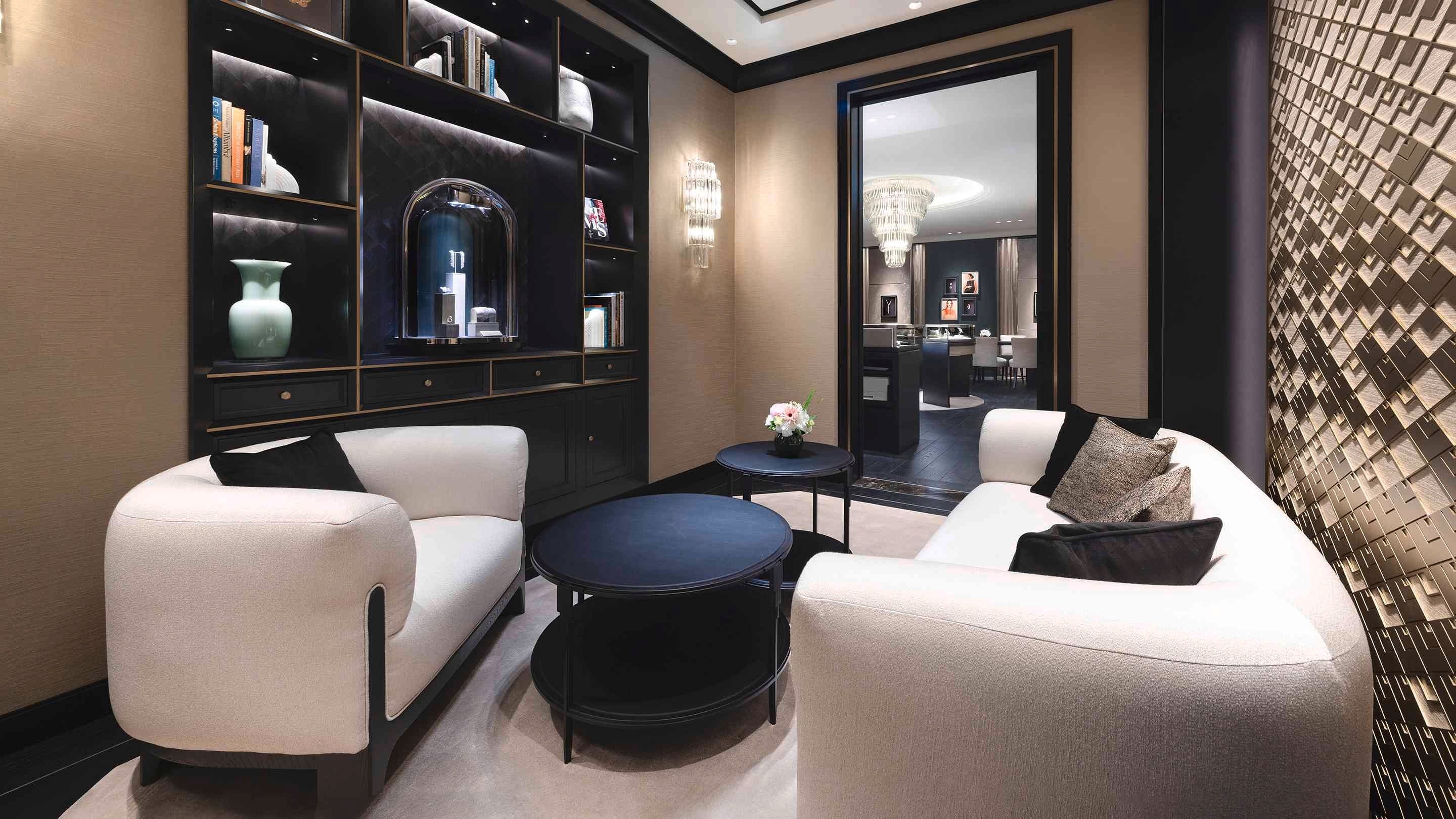 Seoul - Lotte Main boutique present the interior view, Van Cleef & Arpels