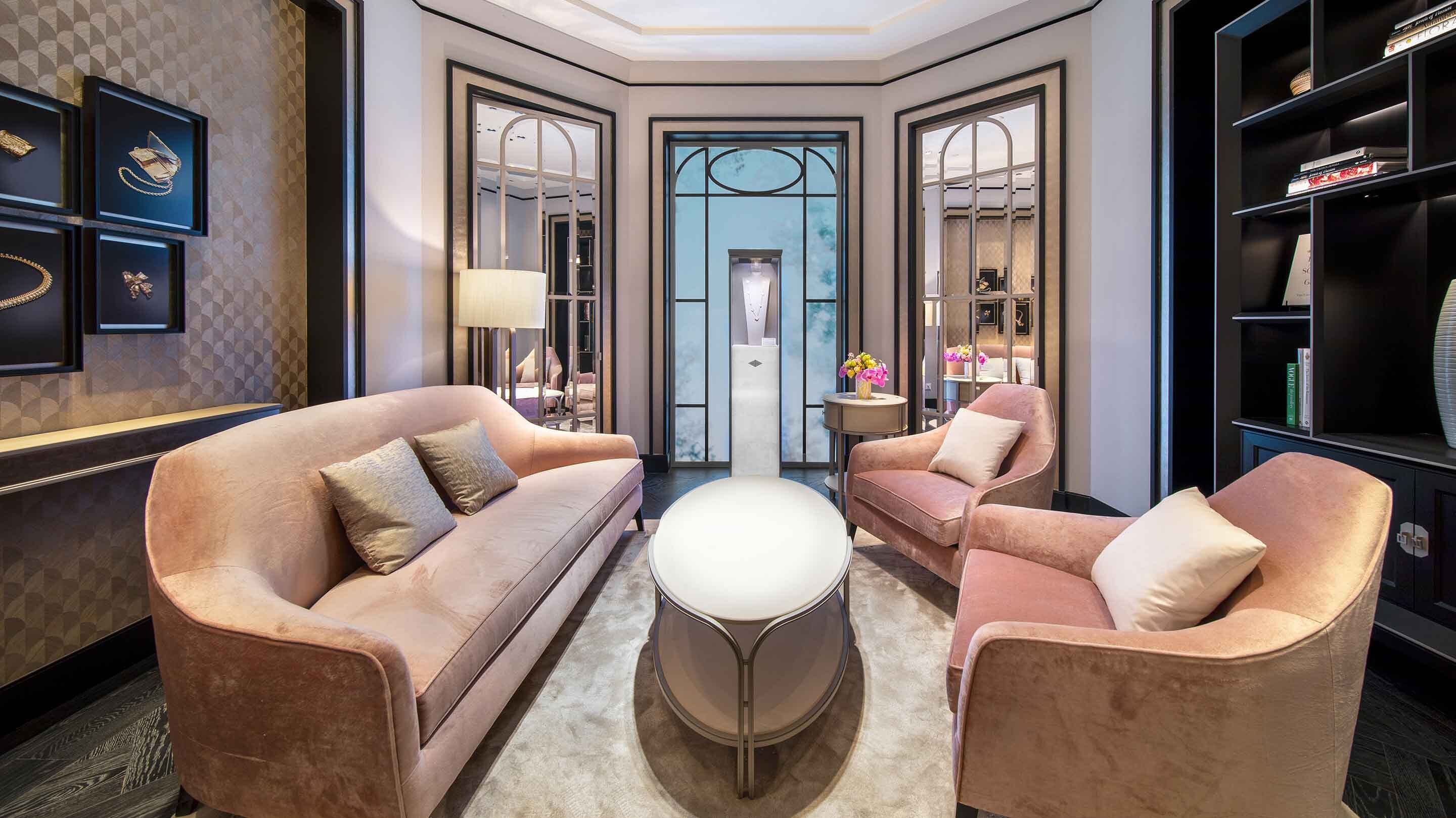 Ningbo Hankyo present the salon view, Van Cleef & Arpels