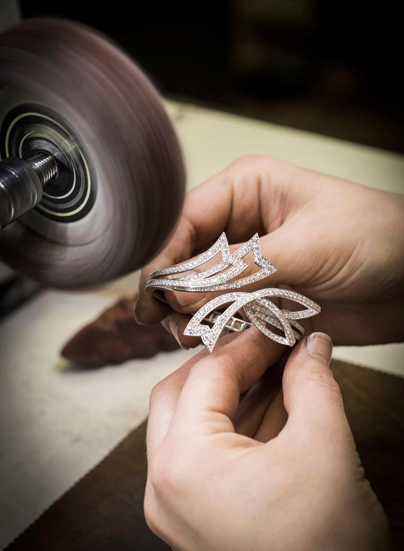 Contes d'Hiver系列，手链，白K金，Van Cleef & Arpels梵克雅宝