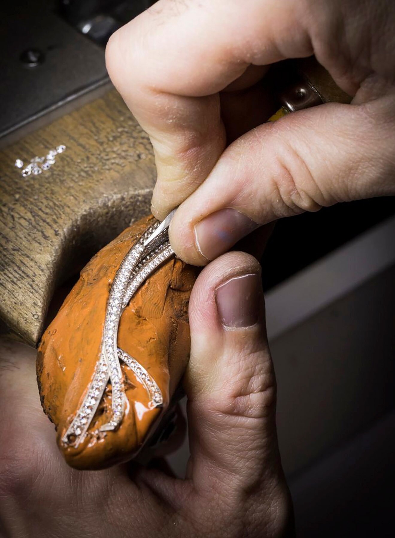 Contes d'Hiver系列，和耳环，Van Cleef & Arpels梵克雅宝