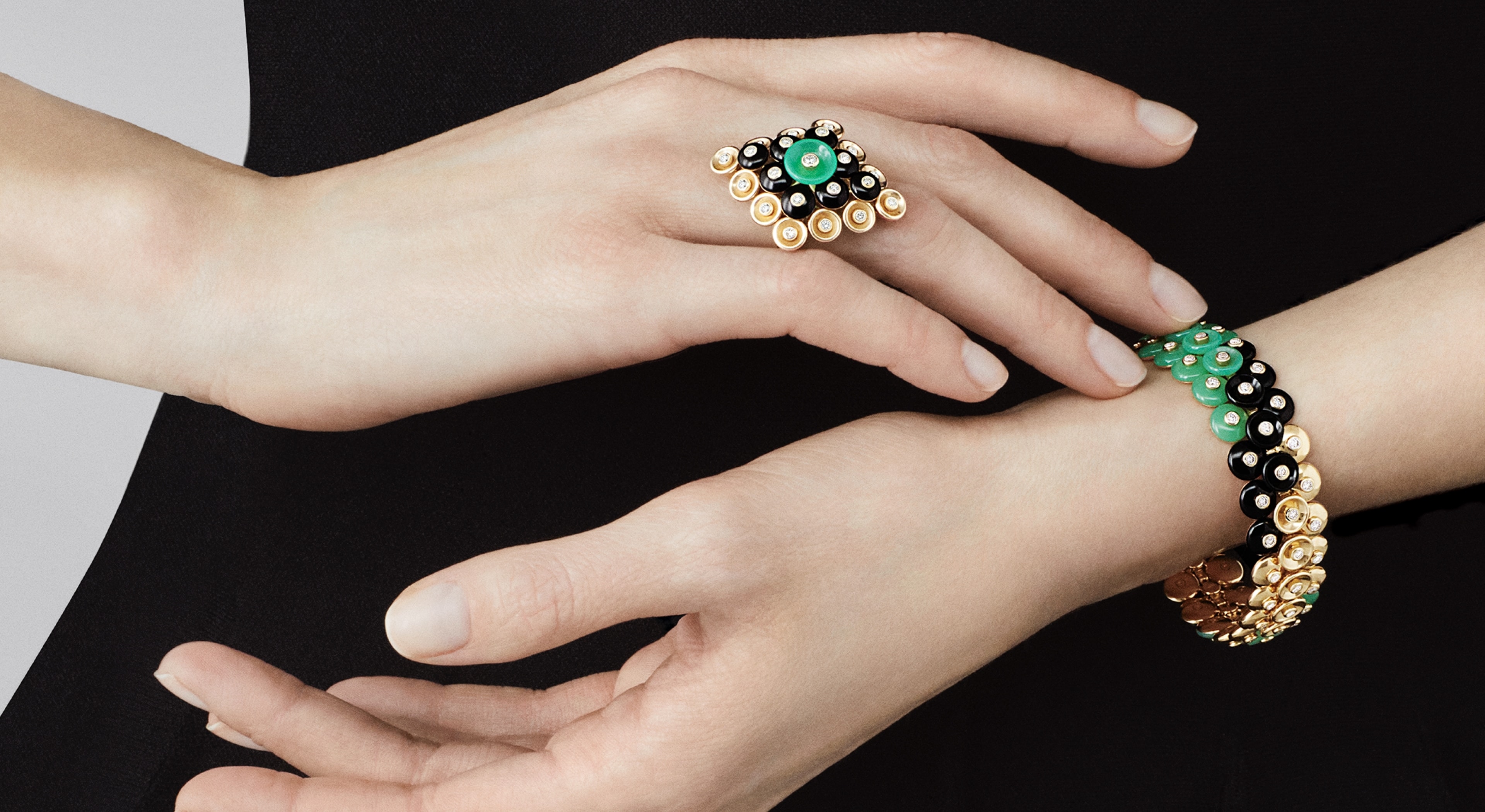 Couture系列，耳环和戒指，封面图片，Van Cleef & Arpels梵克雅宝