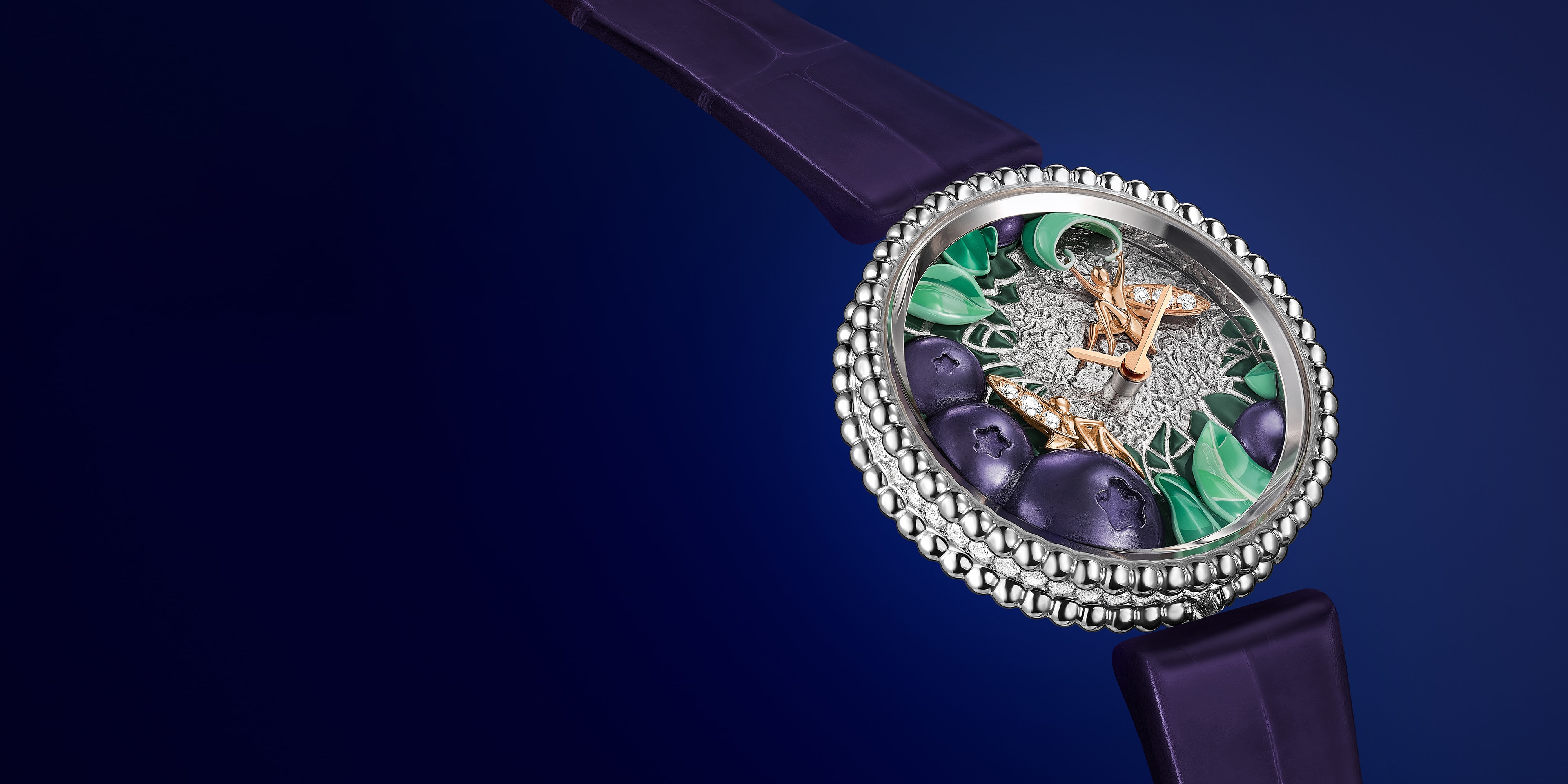 Perlée Extraordinaire Fruits Enchantés Myrtille watch, rhodium plated 18K white gold, 18K rose gold, diamonds, enamel, miniature painting, Swiss quartz movement. Extraordinary Dials collection, Van Cleef & Arpels.