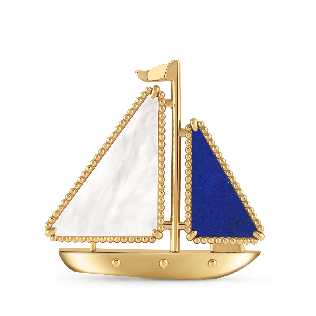 Lucky Summer Boat clip, 18K yellow gold, lapis lazuli, white mother-of-pearl. Lucky Animals® collection, Van Cleef & Arpels.