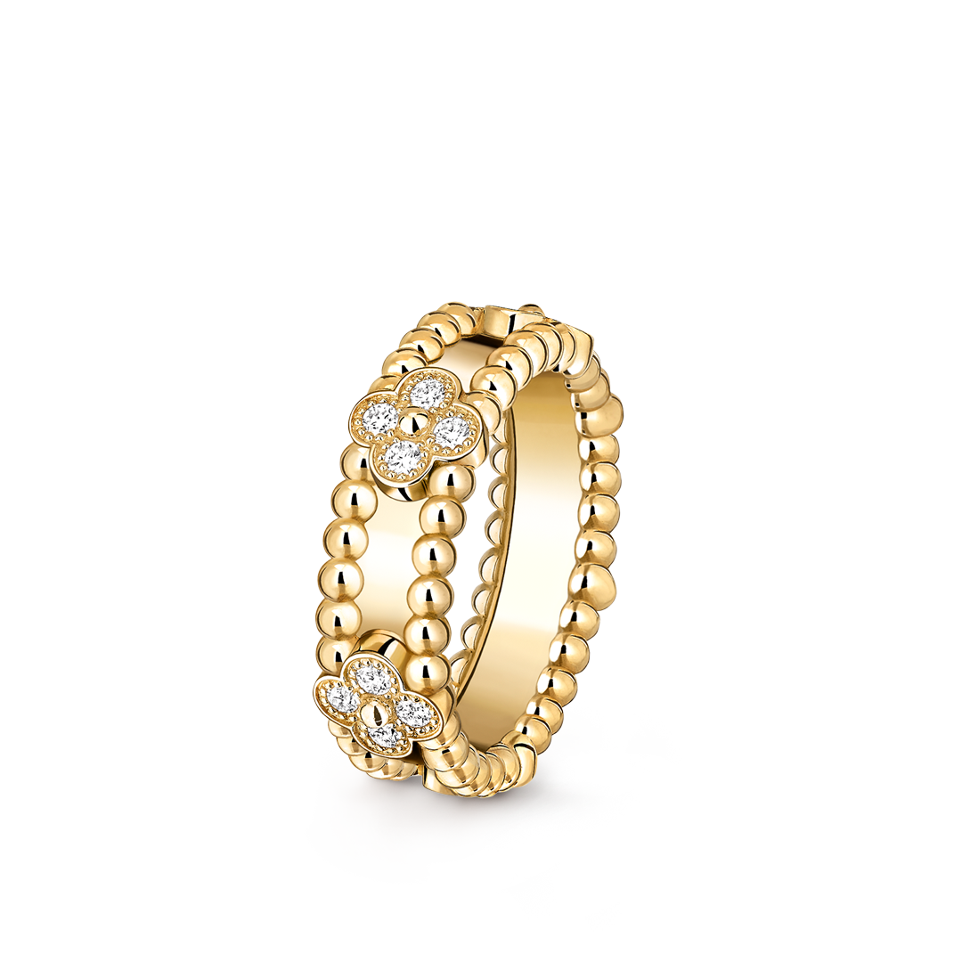 Perlée® ring, Van Cleef & Arpels.