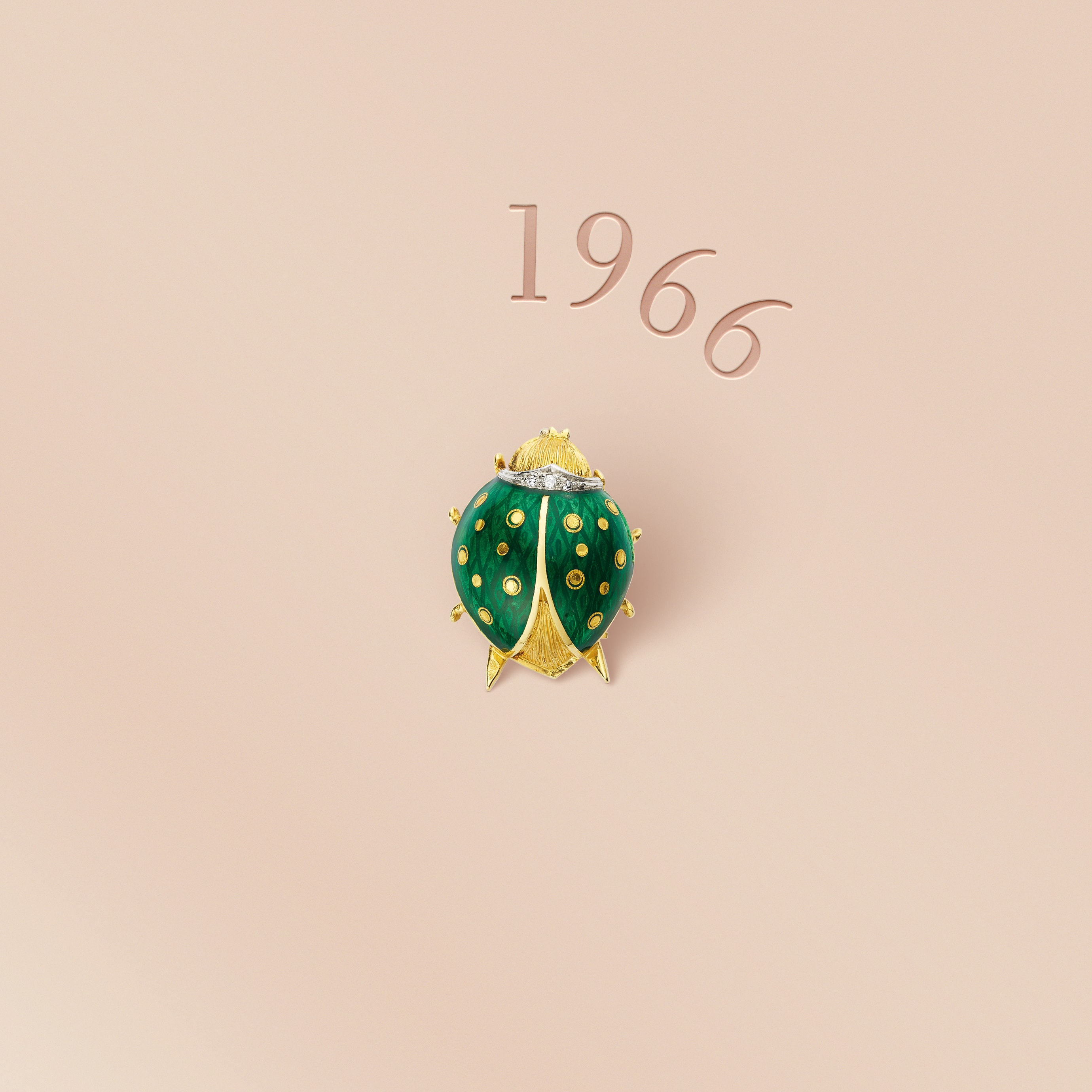 Ladybug clip, 1966. Yellow and white gold, enamel, diamonds. Van Cleef & Arpels Collection.