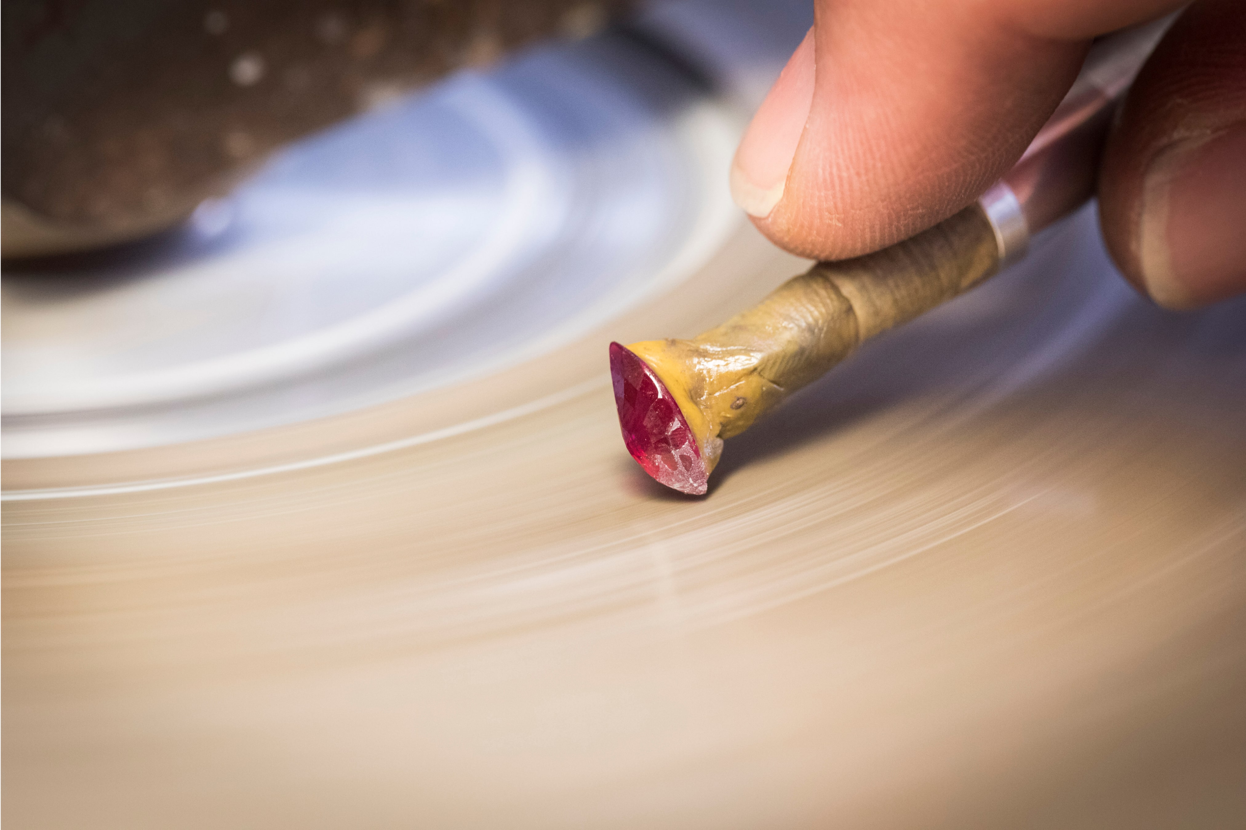 Lapidary work on the Mystery Set™ rubies, Italian rose transformable clip, Van Cleef & Arpels
