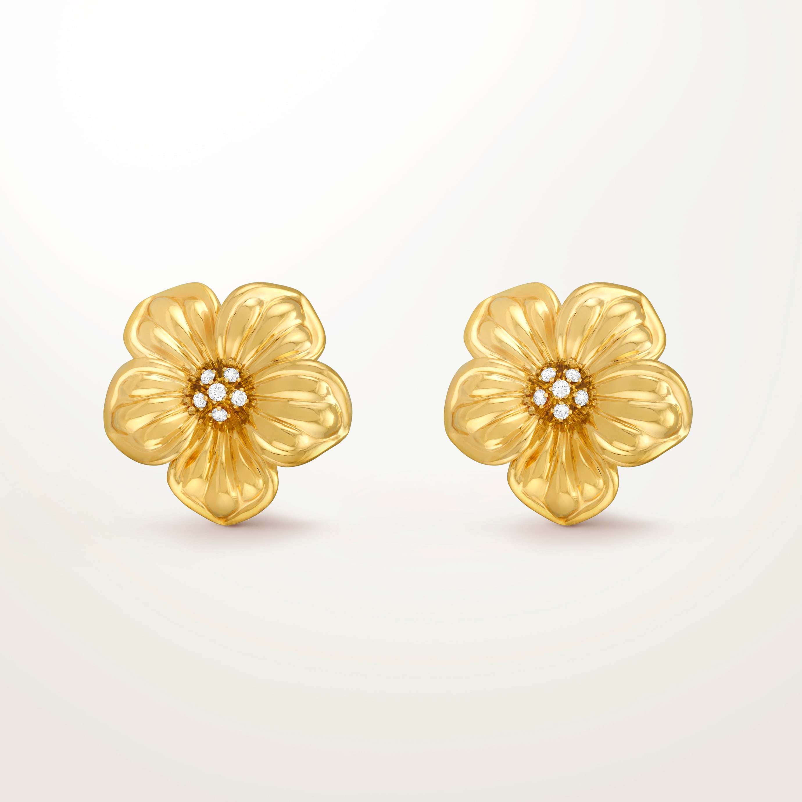 Diana earrings, 1993. Yellow gold, white gold, diamonds. Van Cleef & Arpels collection.