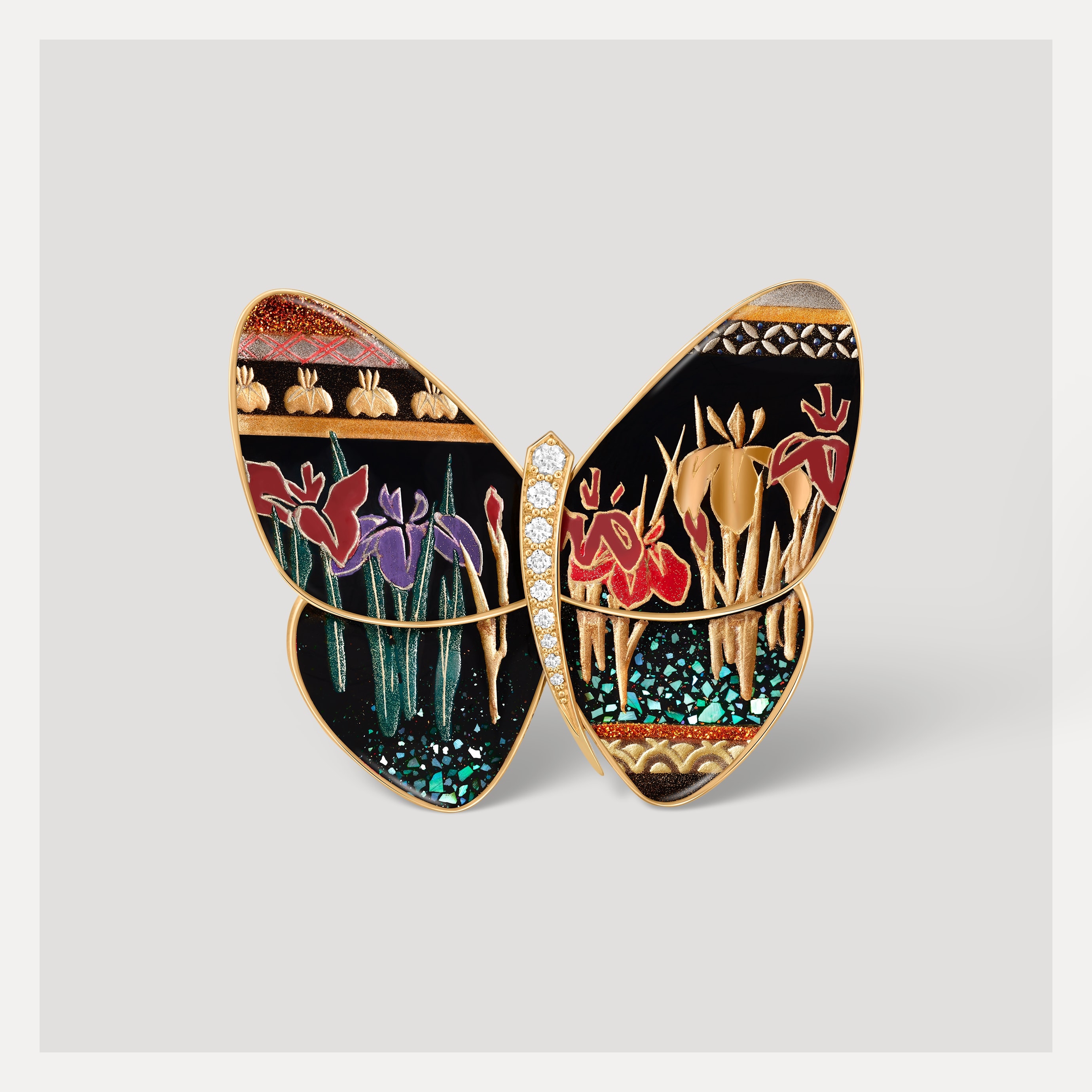 Lacquered Butterfly Hanashobu AT胸针,18K黄金,白色珍珠母贝,漆面,钻石. Van Cleef & Arpels梵克雅宝.