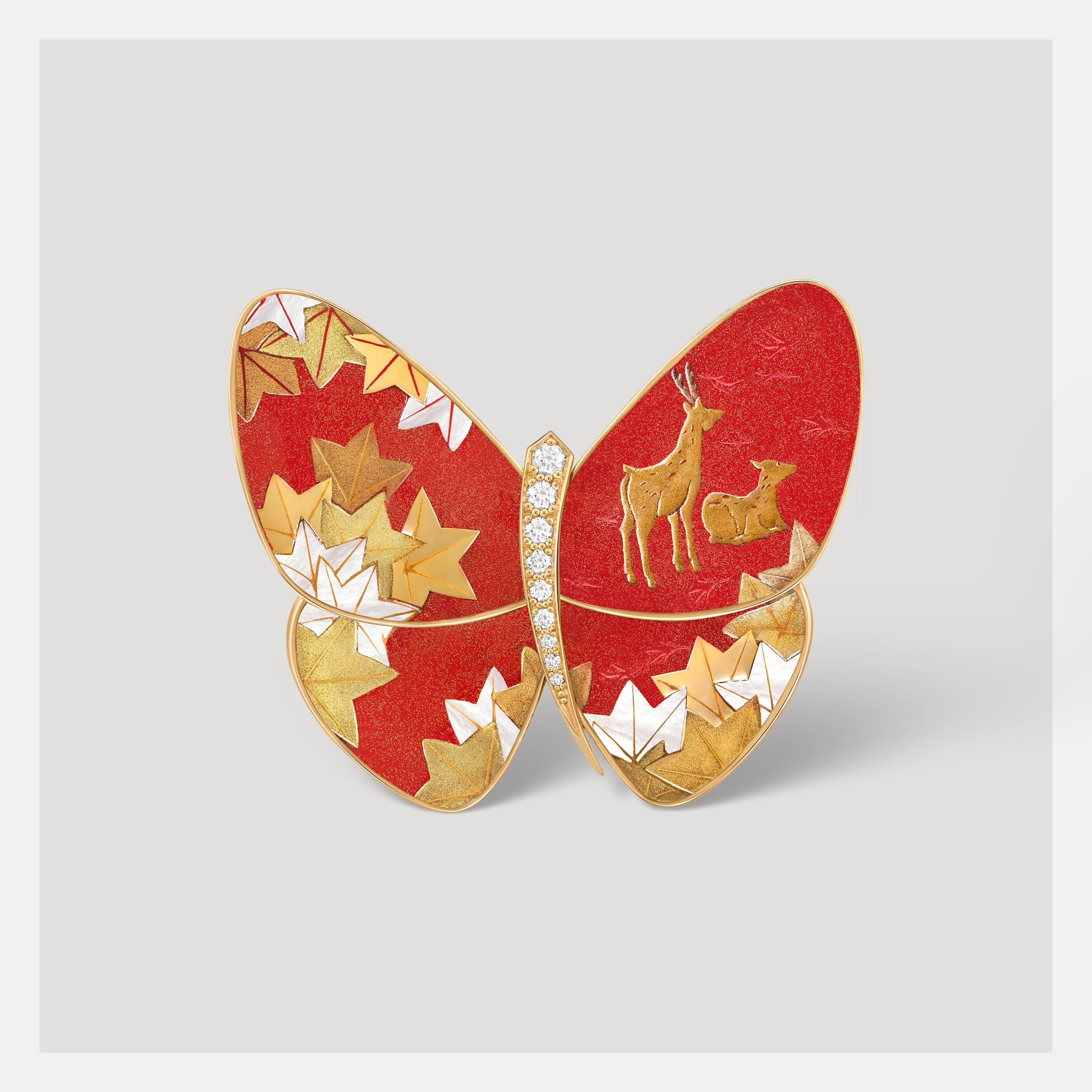 Lacquered Butterfly Akino AN胸针,18K黄金,白色珍珠母贝,漆面,钻石, Van Cleef & Arpels梵克雅宝.
