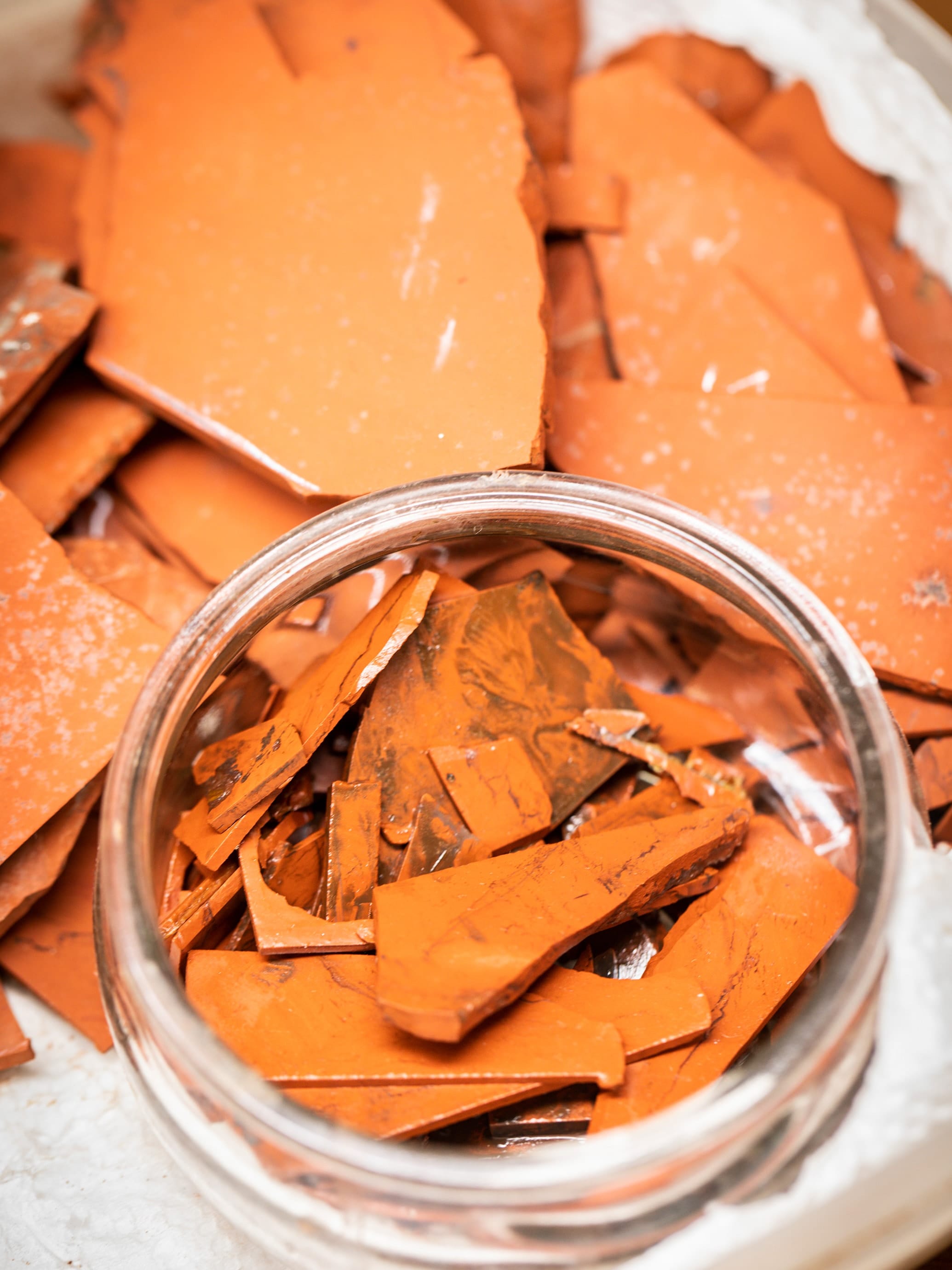 甄选红碧玉。珍宝盒，Van Cleef & Arpels梵克雅宝。