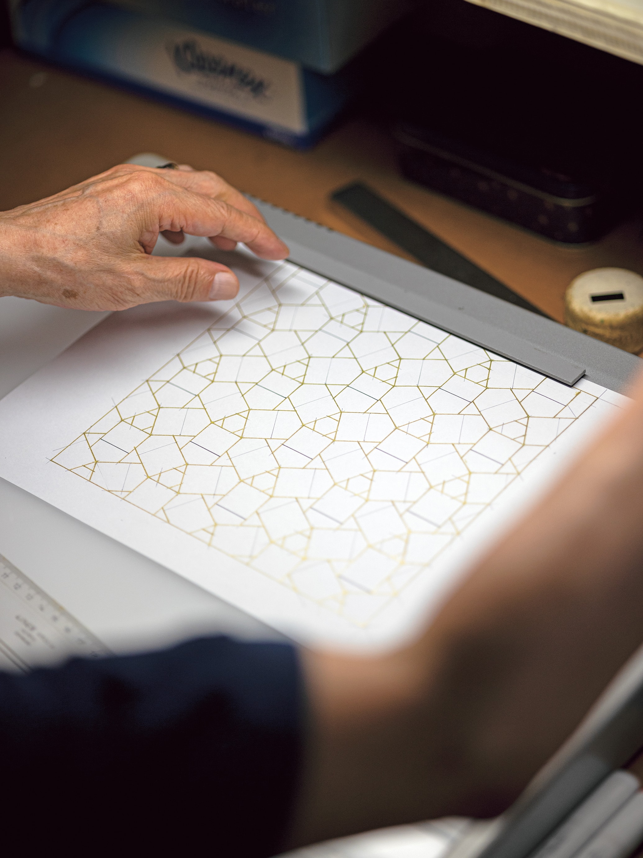 Production of the paper prototype. Van Cleef & Arpels.