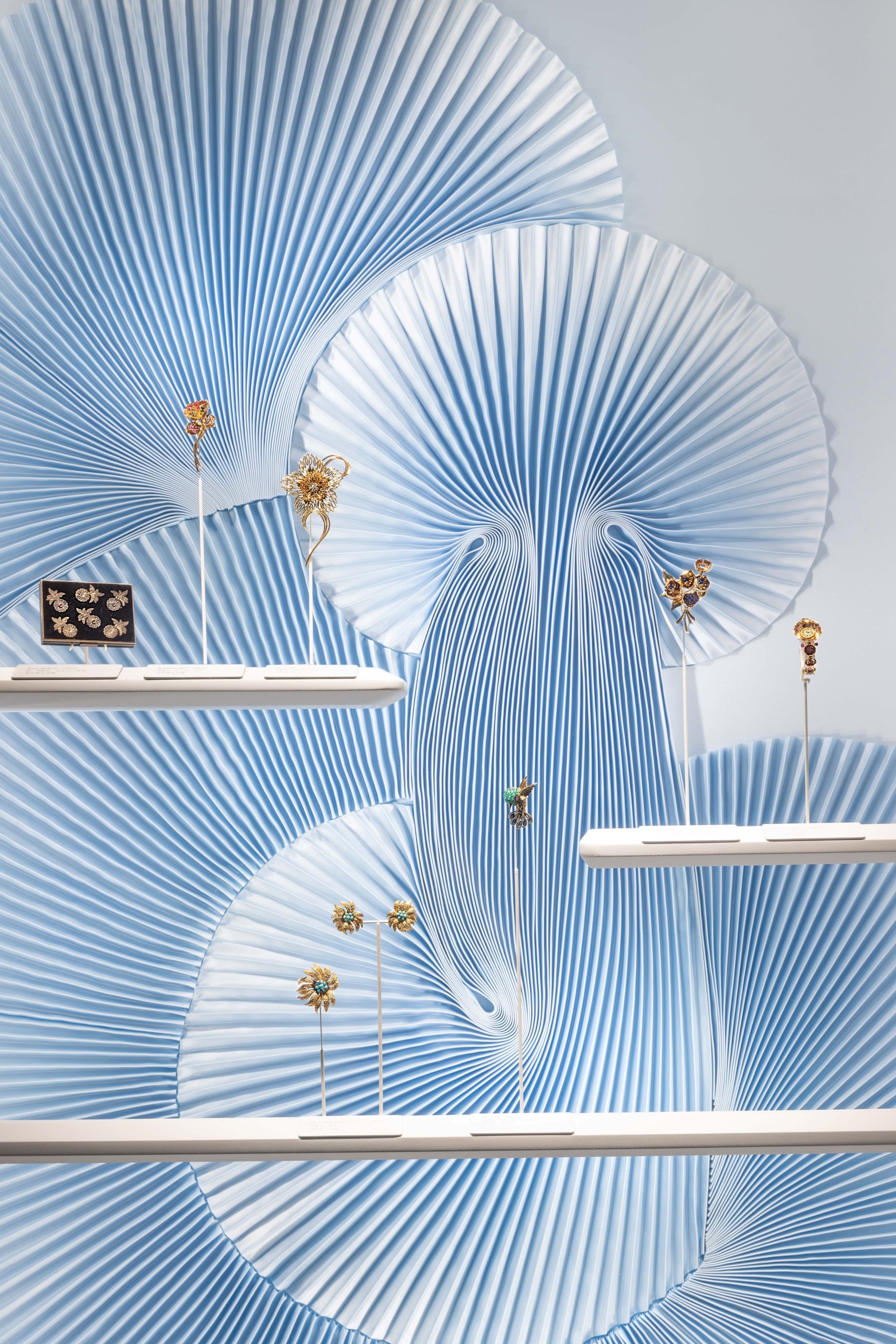 “动静有形，艺述百年”梵克雅宝高级珠宝艺术展 _梵克雅宝_Van Cleef & Arpels