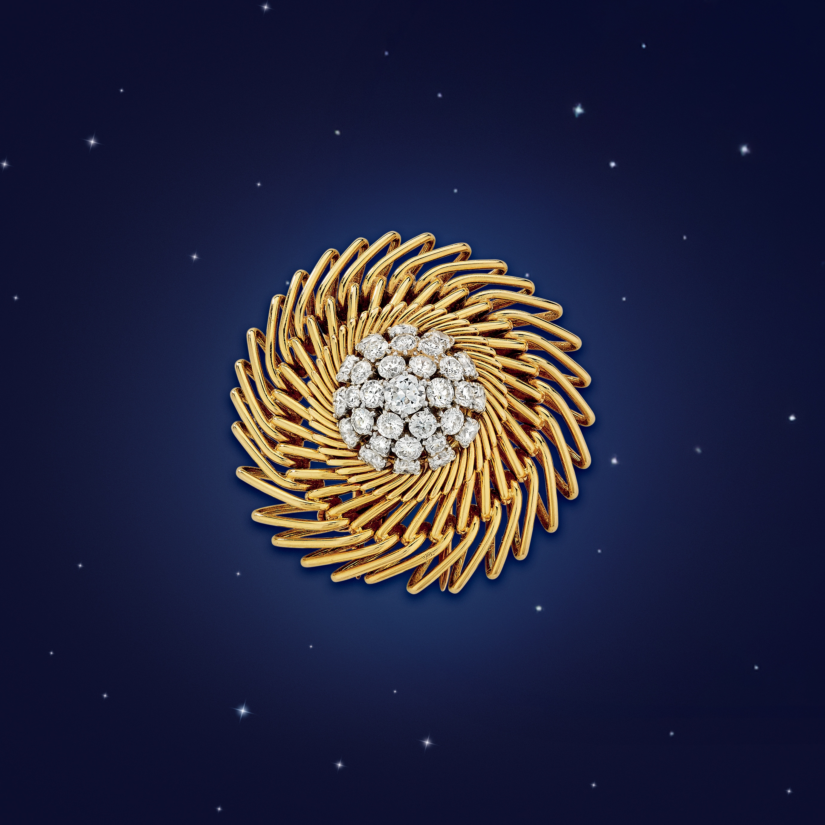 'Meteor clip, 1951, yellow gold, platinum, diamonds. Van Cleef & Arpels Collection