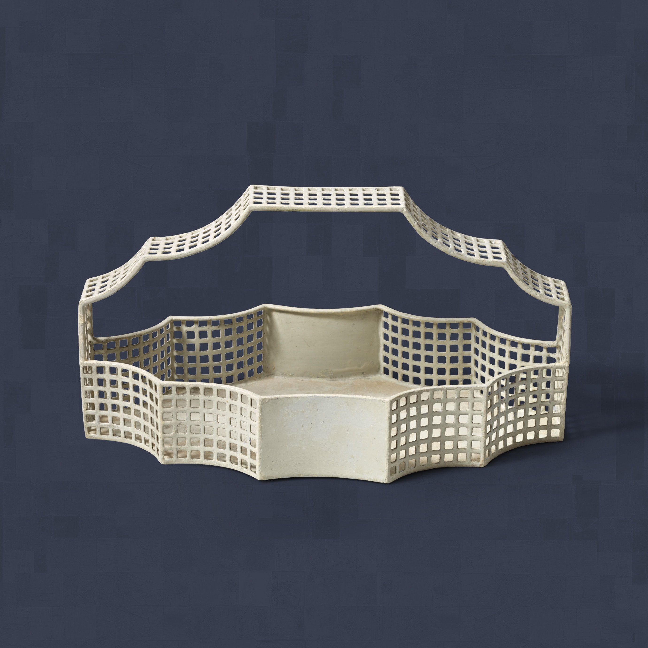 Josef Hoffmann. Basket with Handle, Wiener Werkstätte, 1907. Sheet zinc, punched, painted. MAK.