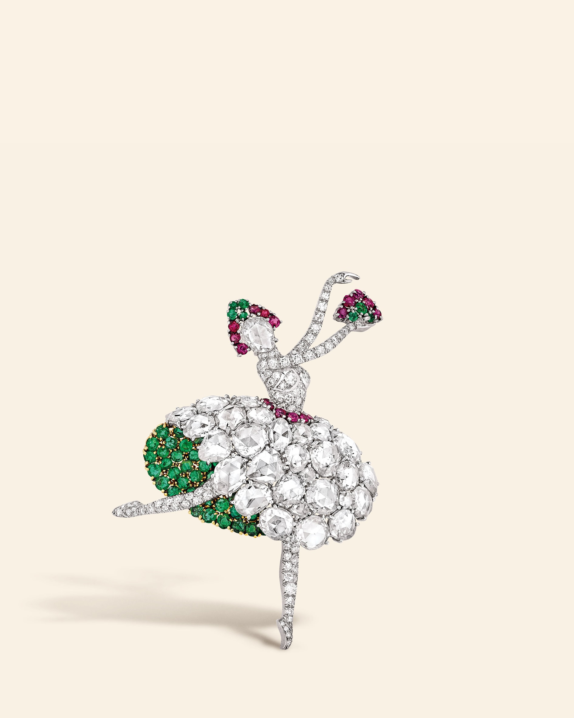 Dancer clip, 1941​. Platinum, yellow gold, emeralds, rubies, diamonds​. Van Cleef & Arpels Collection.