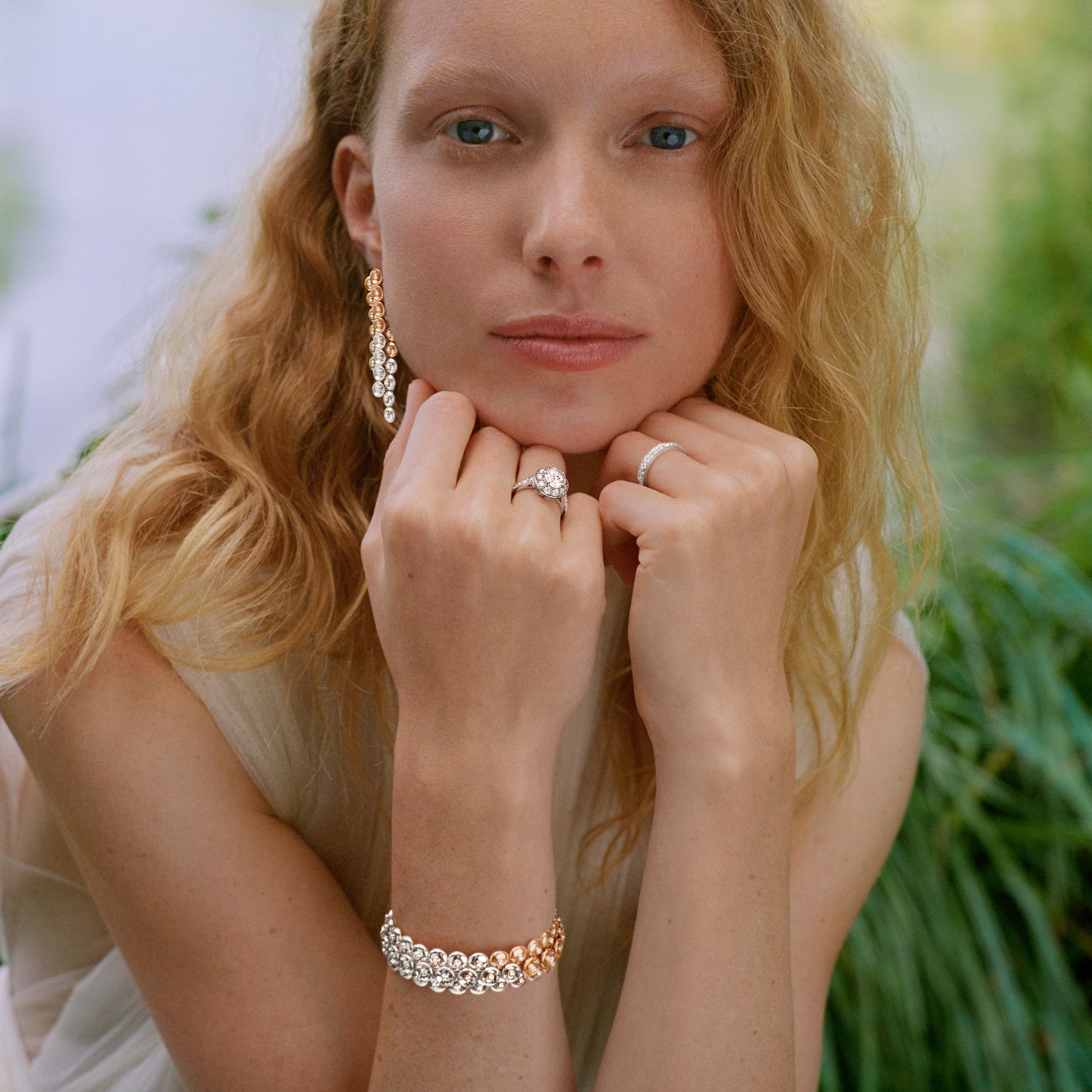 Bouton d'or, Wedding bands and Solitaires collections, Van Cleef & Arpels.