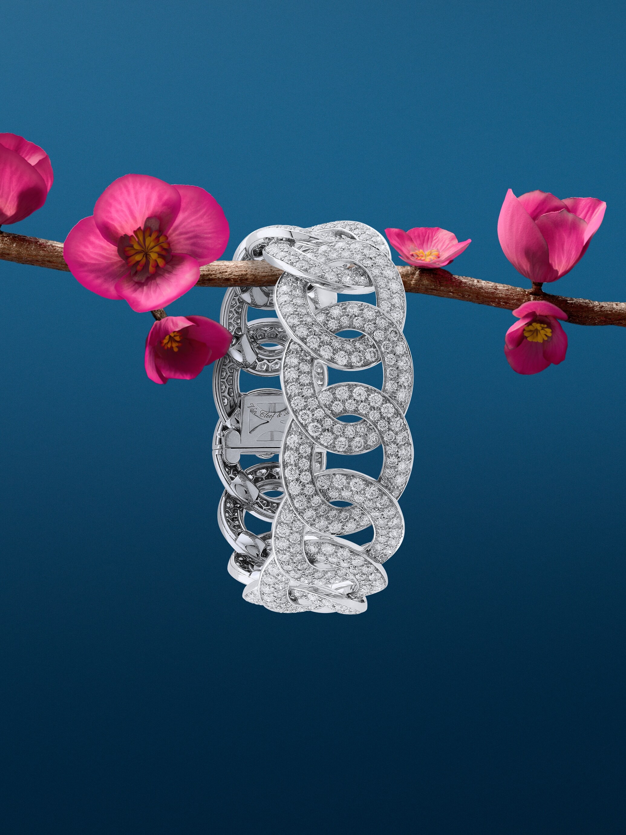 Olympia bracelet, 18K white gold, diamonds. Olympia High Jewelry collection, Van Cleef & Arpels.