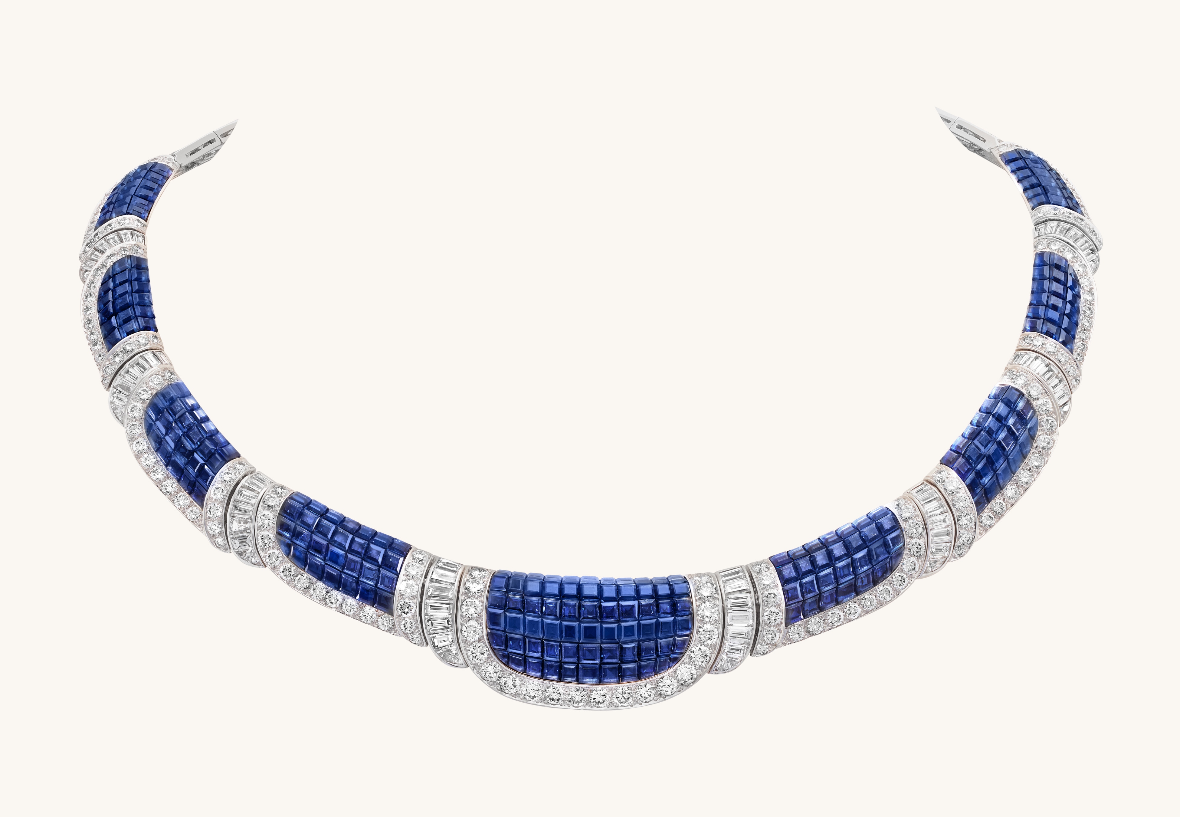 Paloma necklace, 1985, platinum, yellow gold, Traditional Mystery Set sapphires, diamonds. Heritage collection, Van Cleef & Arpels.