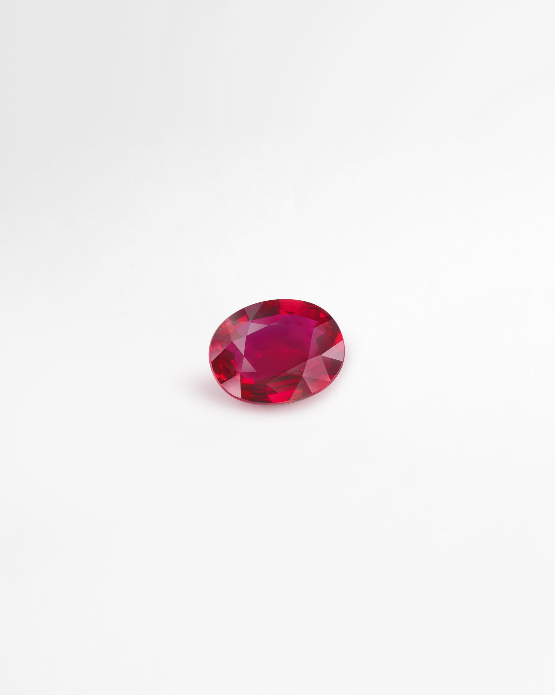 红宝石，Van Cleef & Arpels梵克雅宝。