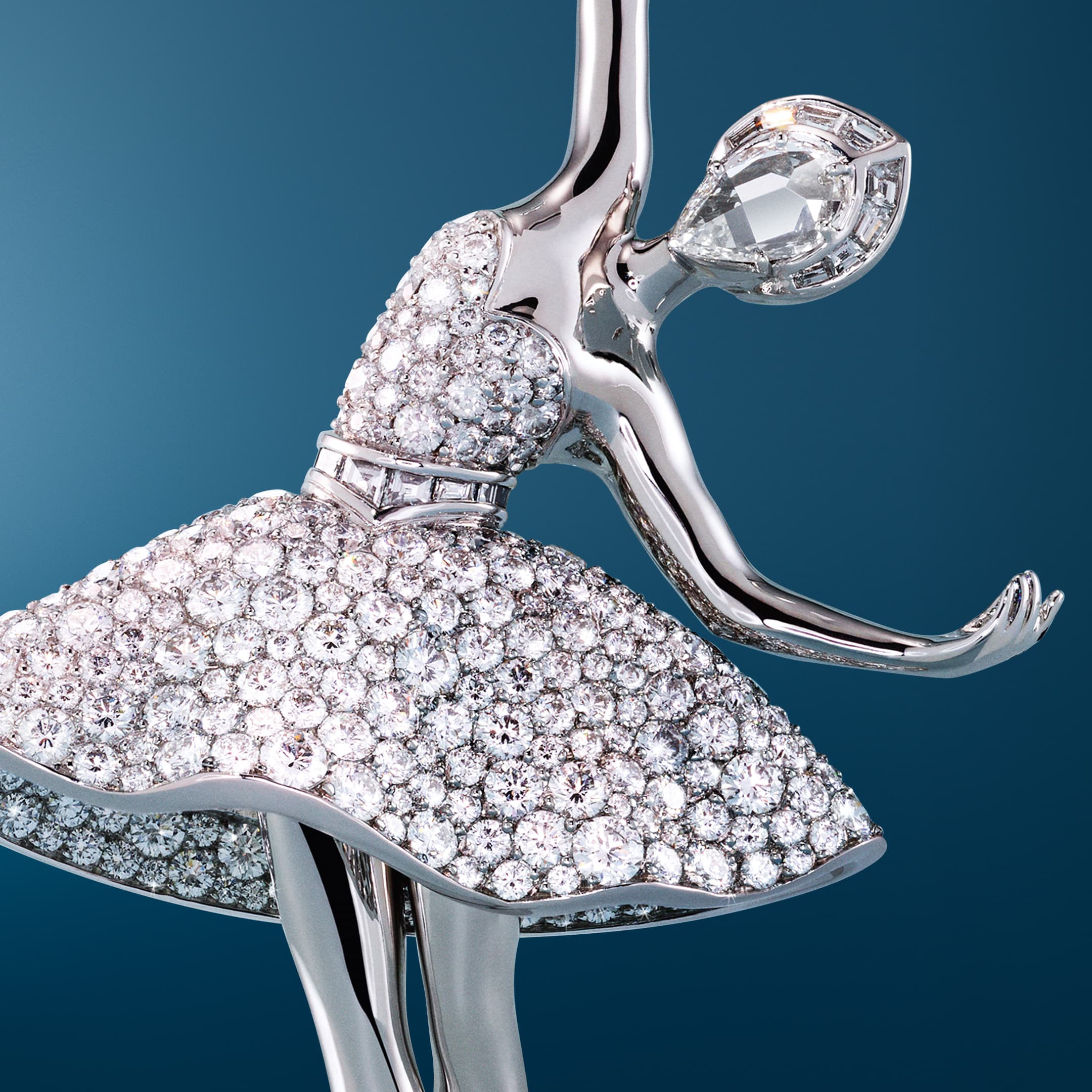 Lina ballerina胸针。白K金，钻石。Feminine figures系列，Van Cleef & Arpels梵克雅宝。