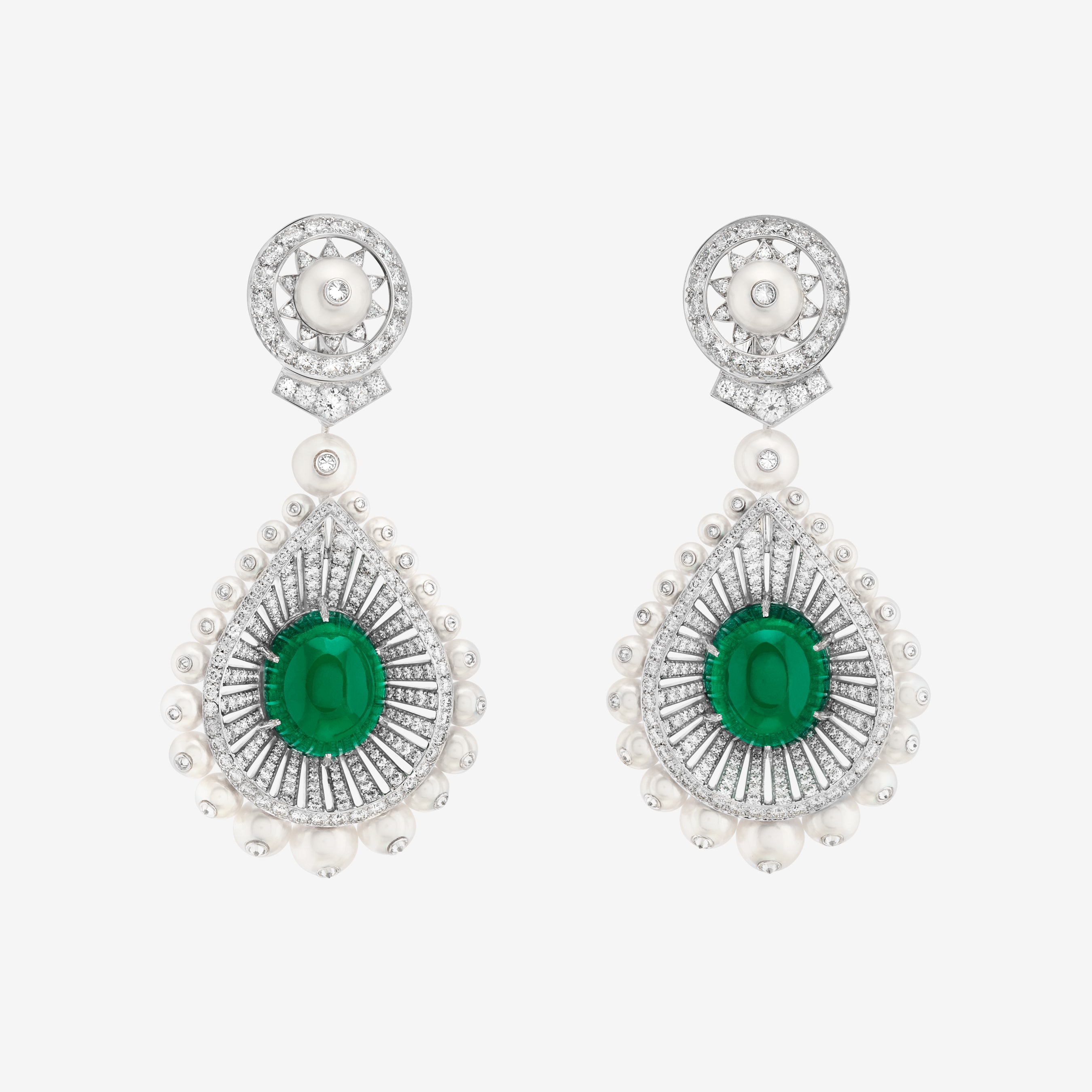 Delphi earrings, white gold, two cabochon-cut emeralds for 23.94 carats (Colombia), white cultured pearls, diamonds. Émeraude en Majesté collection, Van Cleef & Arpels.