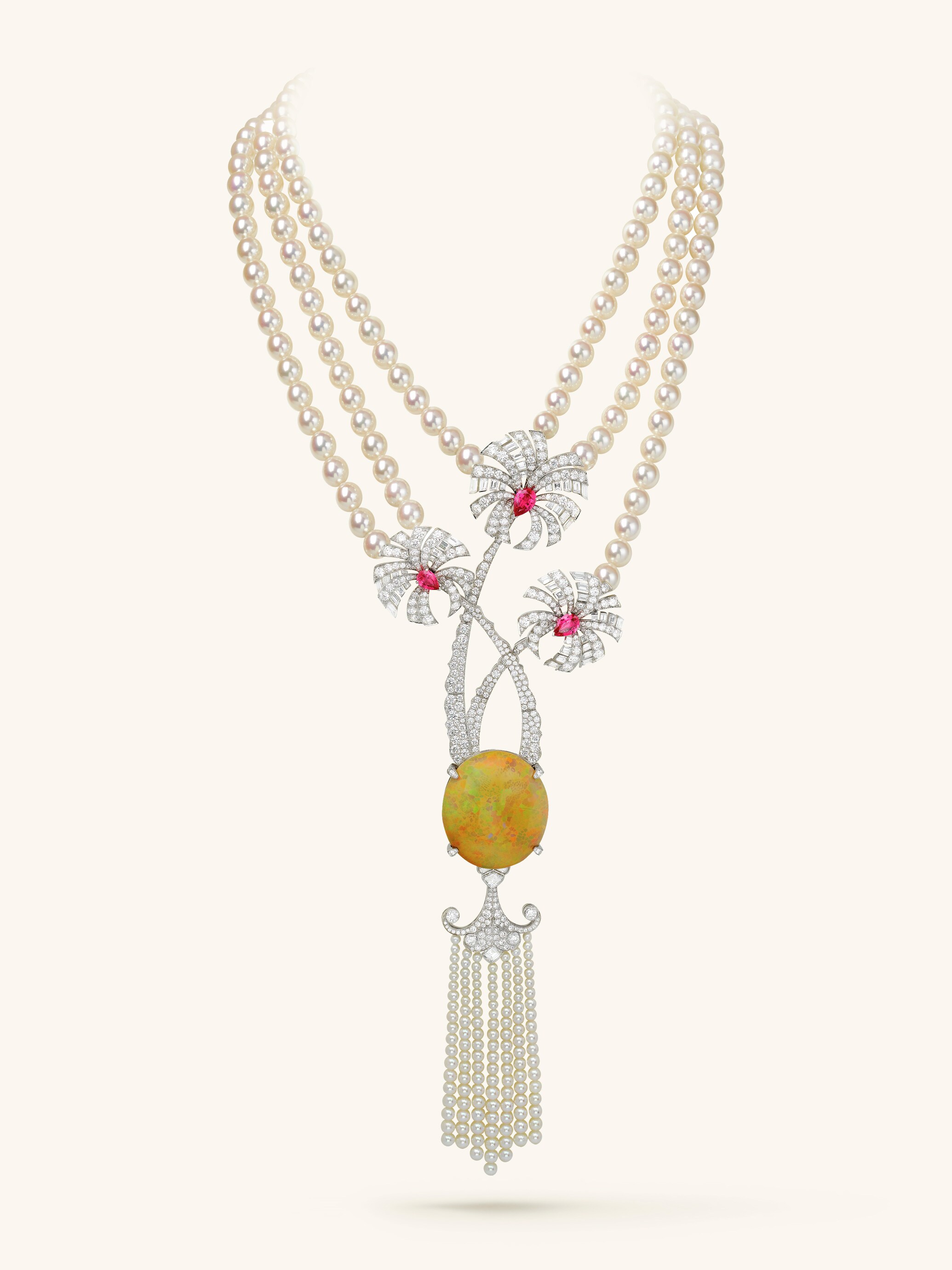 Joyful California项链。18K白金,1颗59.16克拉的凸圆形切割欧泊,尖晶石,白色养殖珍珠,钻石。私人珍藏。