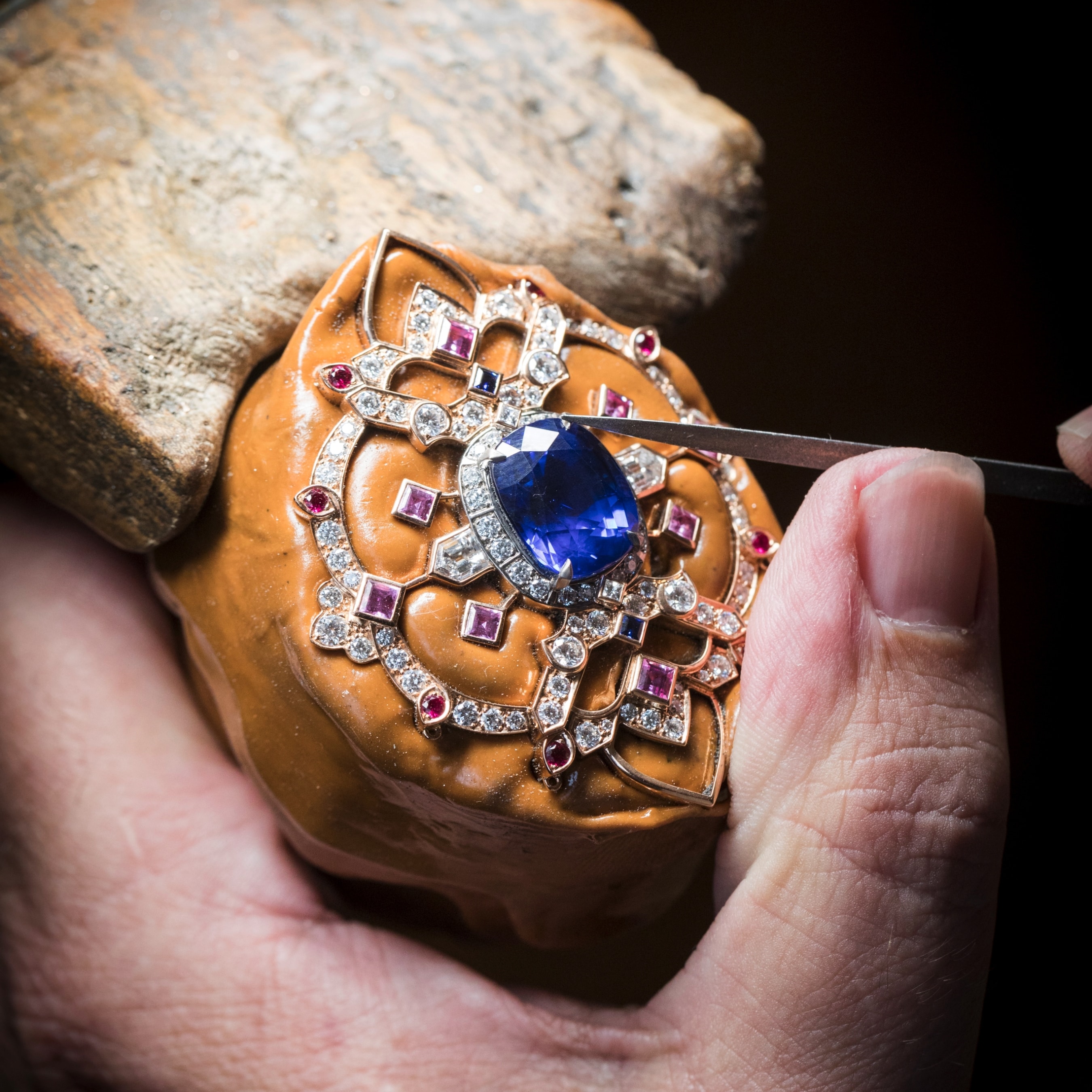 镶嵌蓝宝石，Serapi可转换式长项链，Quatre contes de Grimm系列，Van Cleef & Arpels梵克雅宝