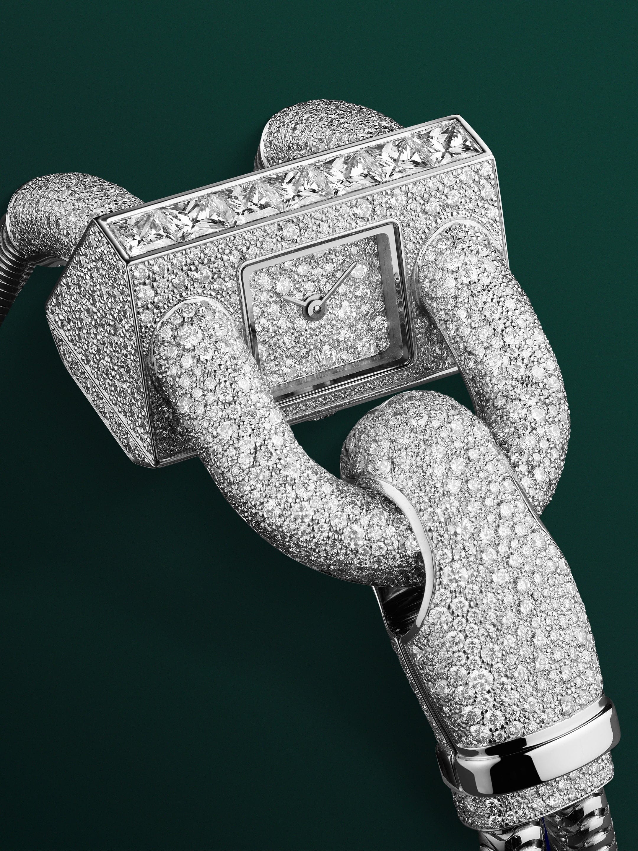 Cadenas腕表，镀铑18K白金，钻石，瑞士石英机芯。Cadenas系列，Van Cleef & Arpels梵克雅宝。